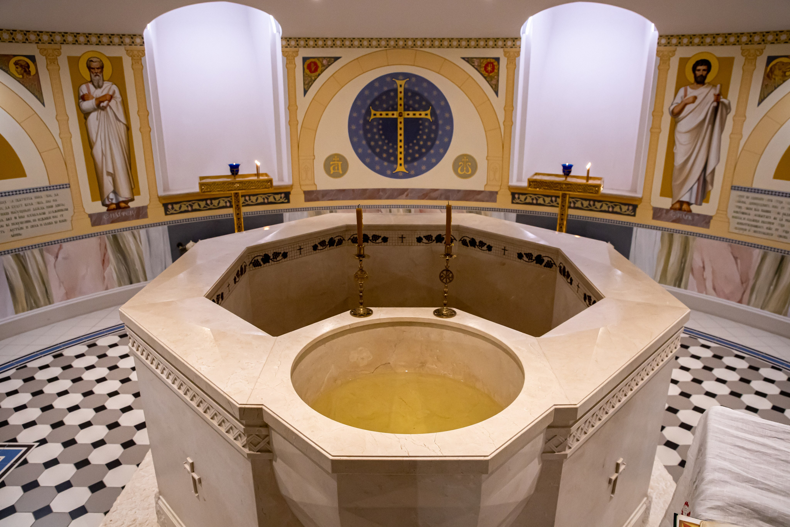 Фотограф на Крещение в Санкт-Петербурге. ФОТОГРАФ РАДОСТИ Фотосессия в студии СПб. Портретный фотограф — Юрий Торлопов