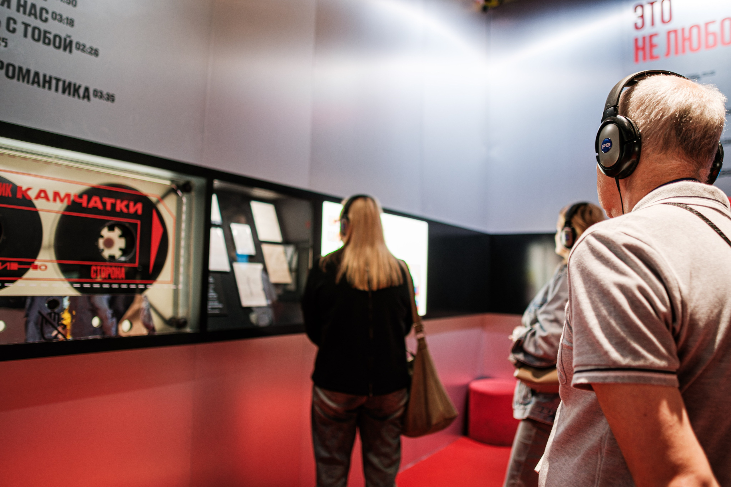 «Виктор Цой. Легенда» Выставка-байопик. Фотограф Балаев Михаил