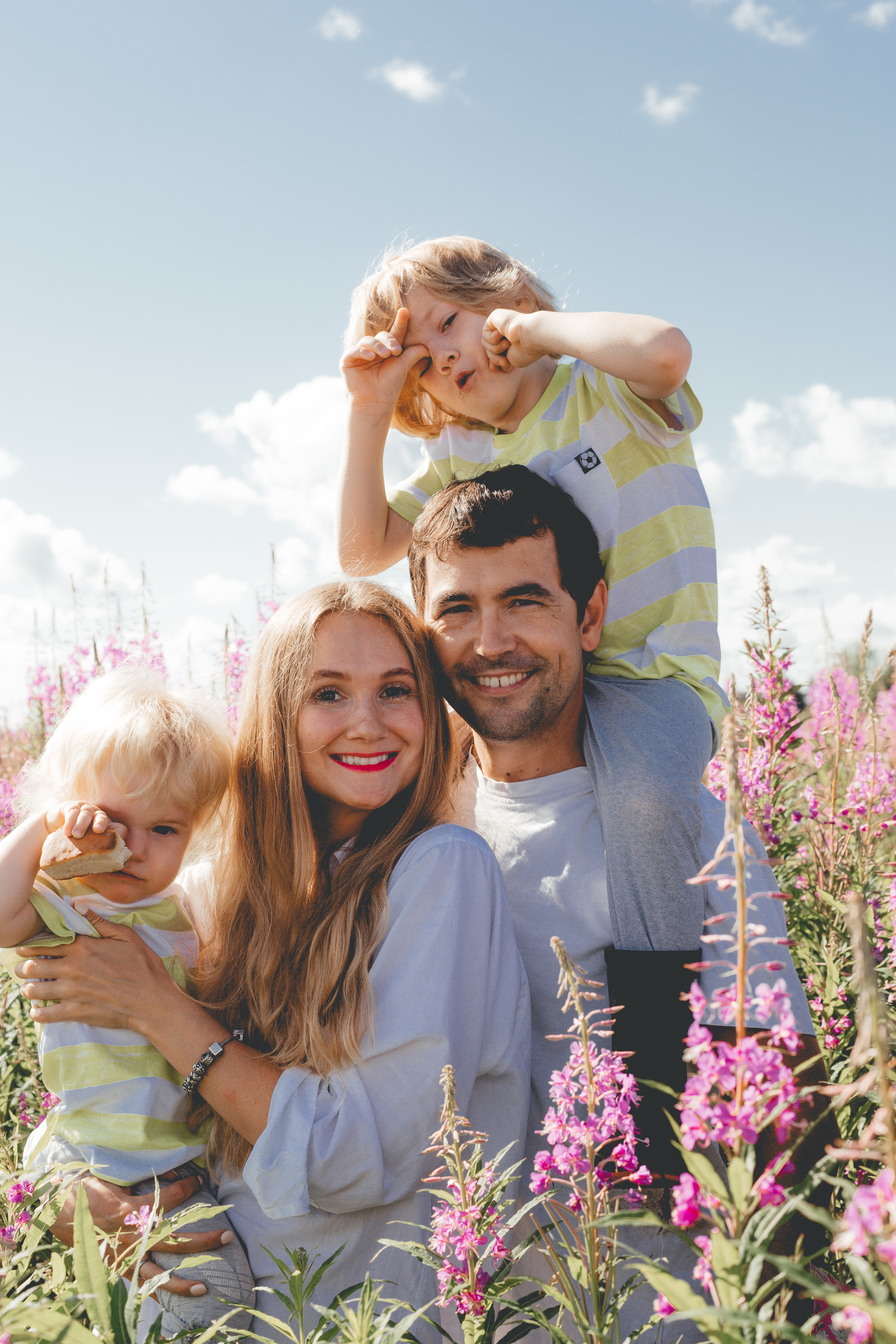 Малиновое поле. Арина Мелехова фотограф Красная Поляна