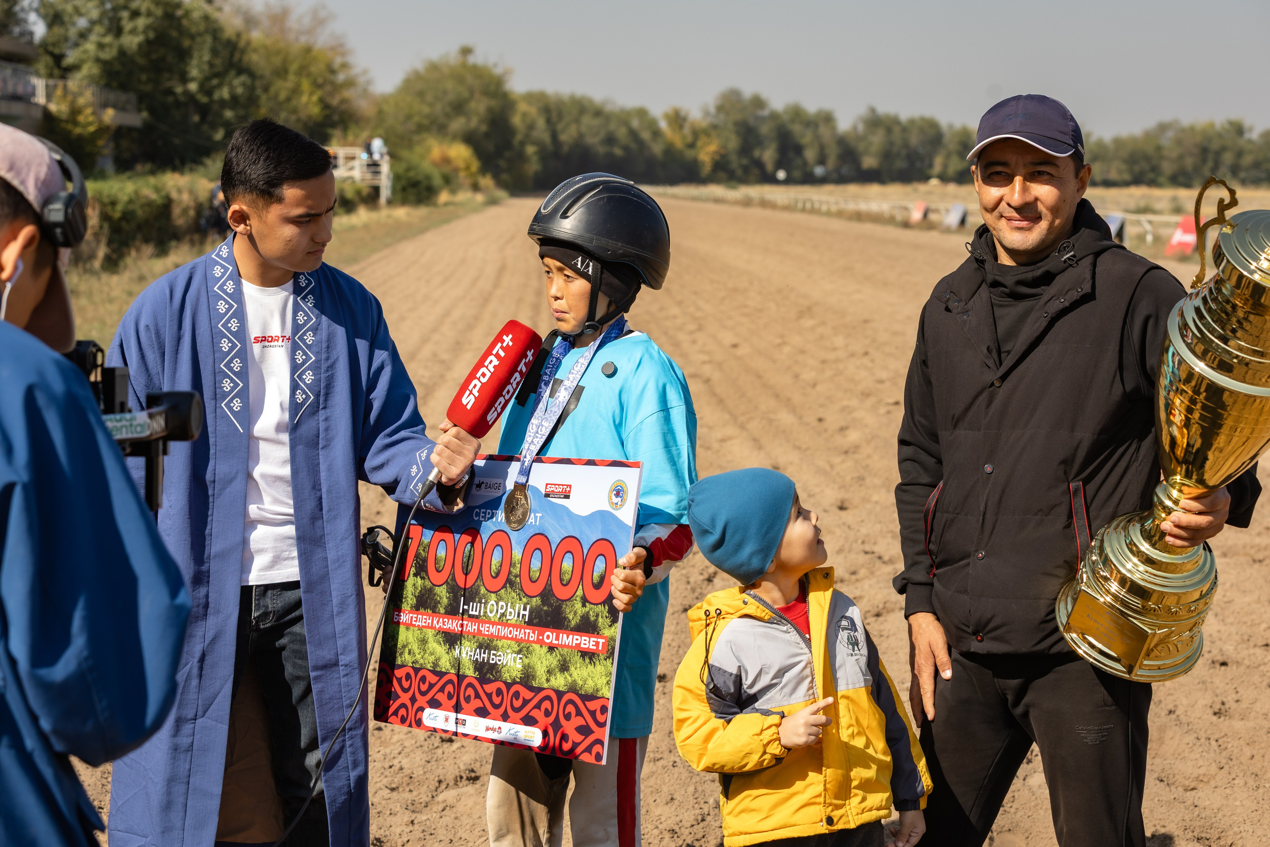Фоторепортаж Финал Казахстана по байге в Алматы — скорость, пыль и полный драйв. Коммерческий и репортажный фотограф в Алматы — Jora Abramov