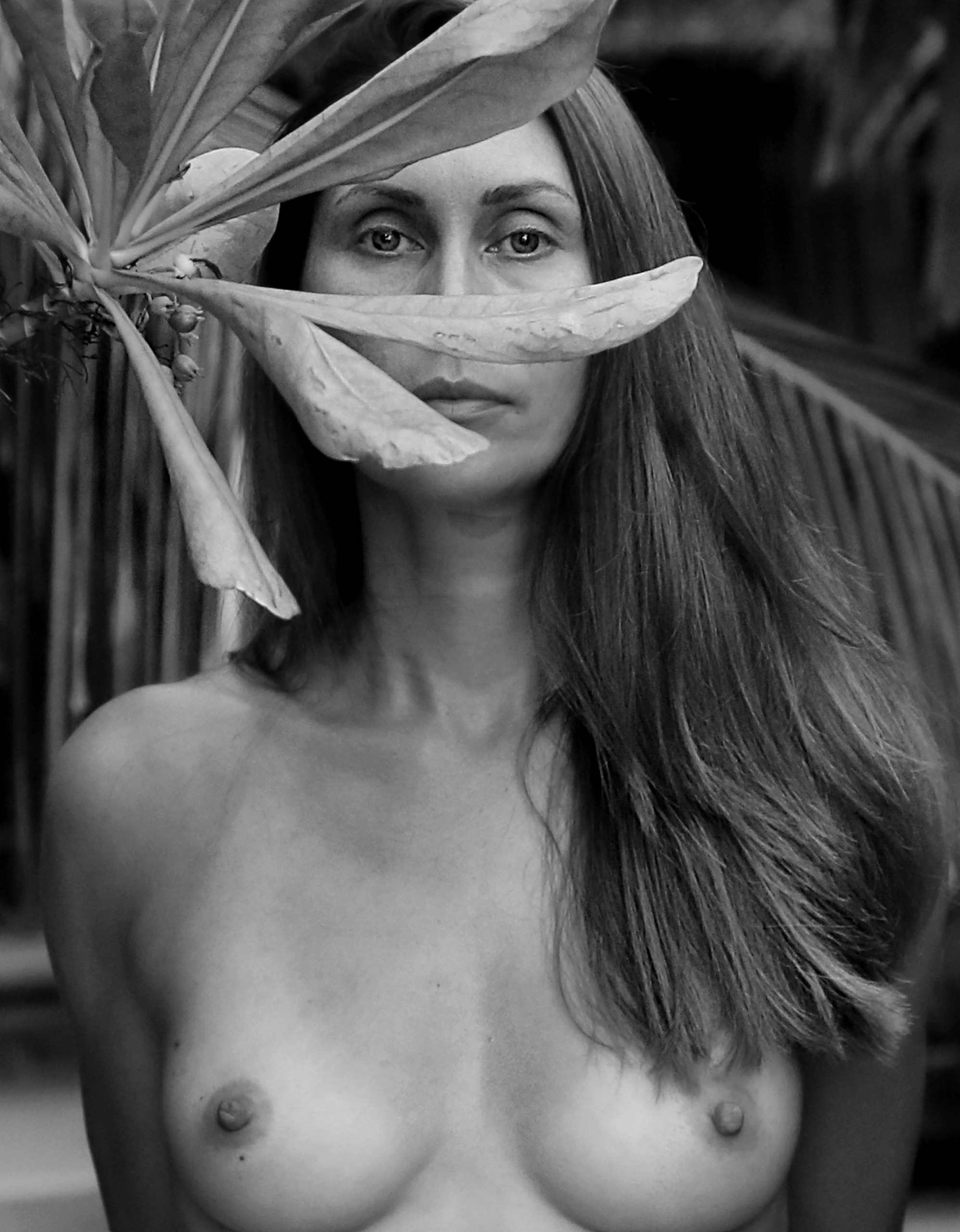 About me. Erotic photographer. Sensual portrait and art nude