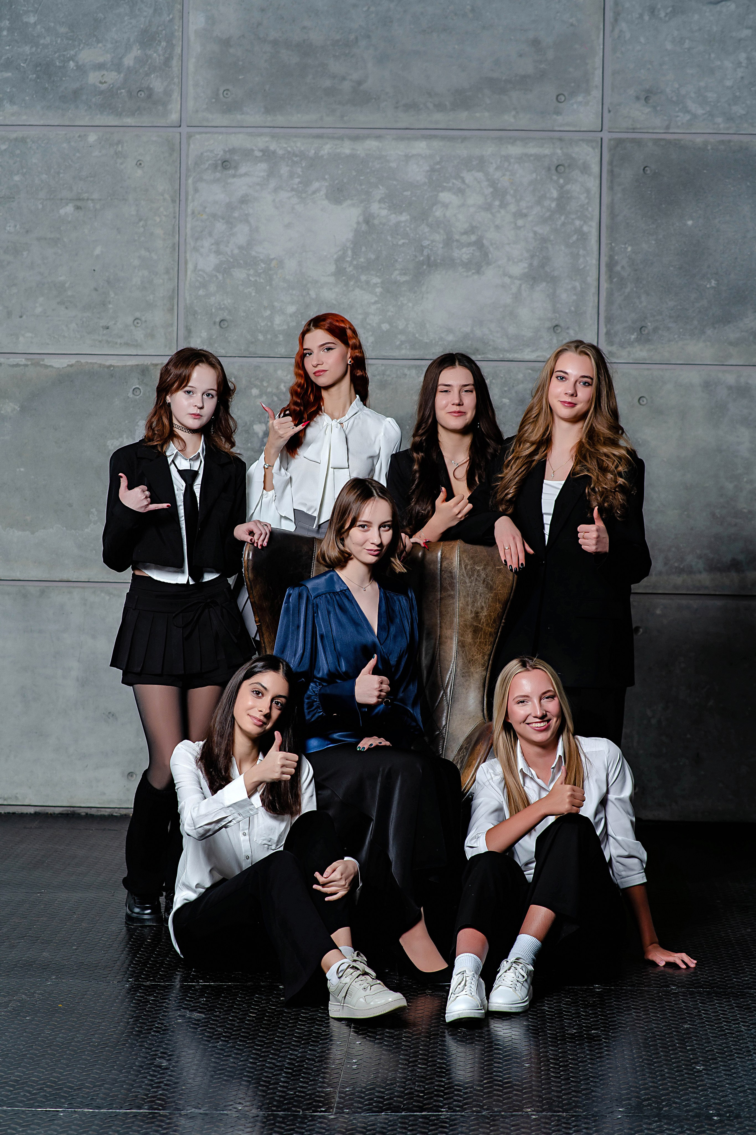 Выпускные (школьные) альбомы (книги) в Ростове-на-Дону. Современные Выпускные Альбомы в Ростове-на-Дону