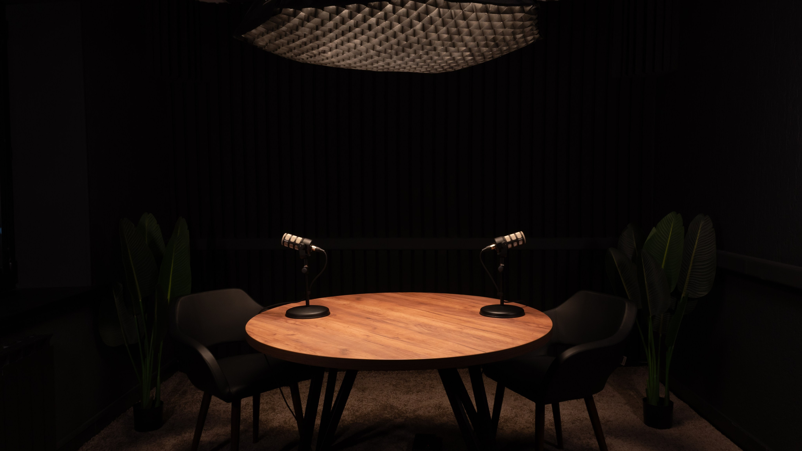 Подкастная. Фотостудия и Автопортретная в Самаре | ИМПУЛЬС