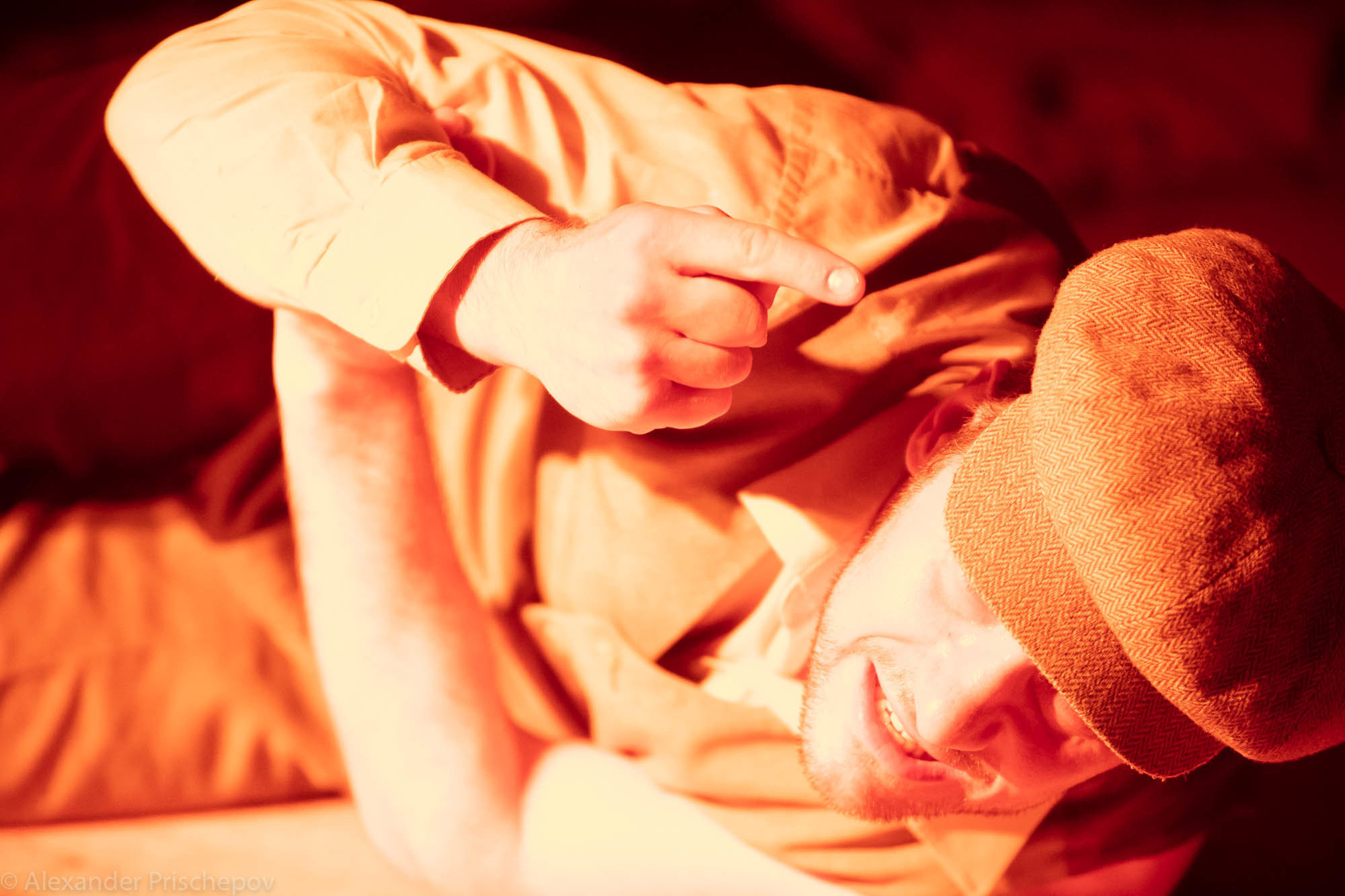 Спектакль «Маяковский. Совершенно секретно». Александр Прищепов - фотограф, режиссёр, продюсер