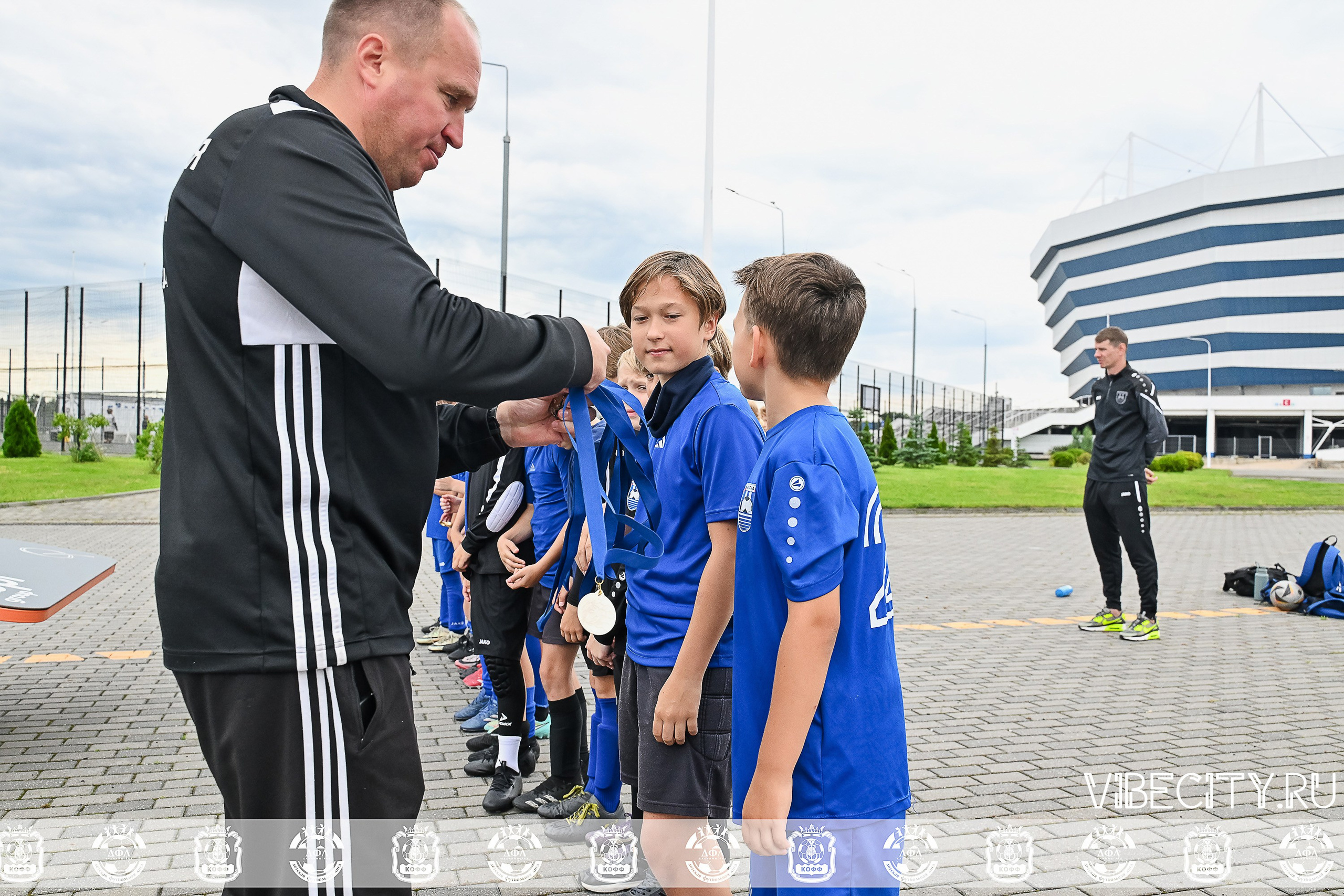 Калининградская Детская Футбольная Лига. VIBECITY.RU Вайб Сити Ру Фоторепортажи Фотоотчеты Калининград
