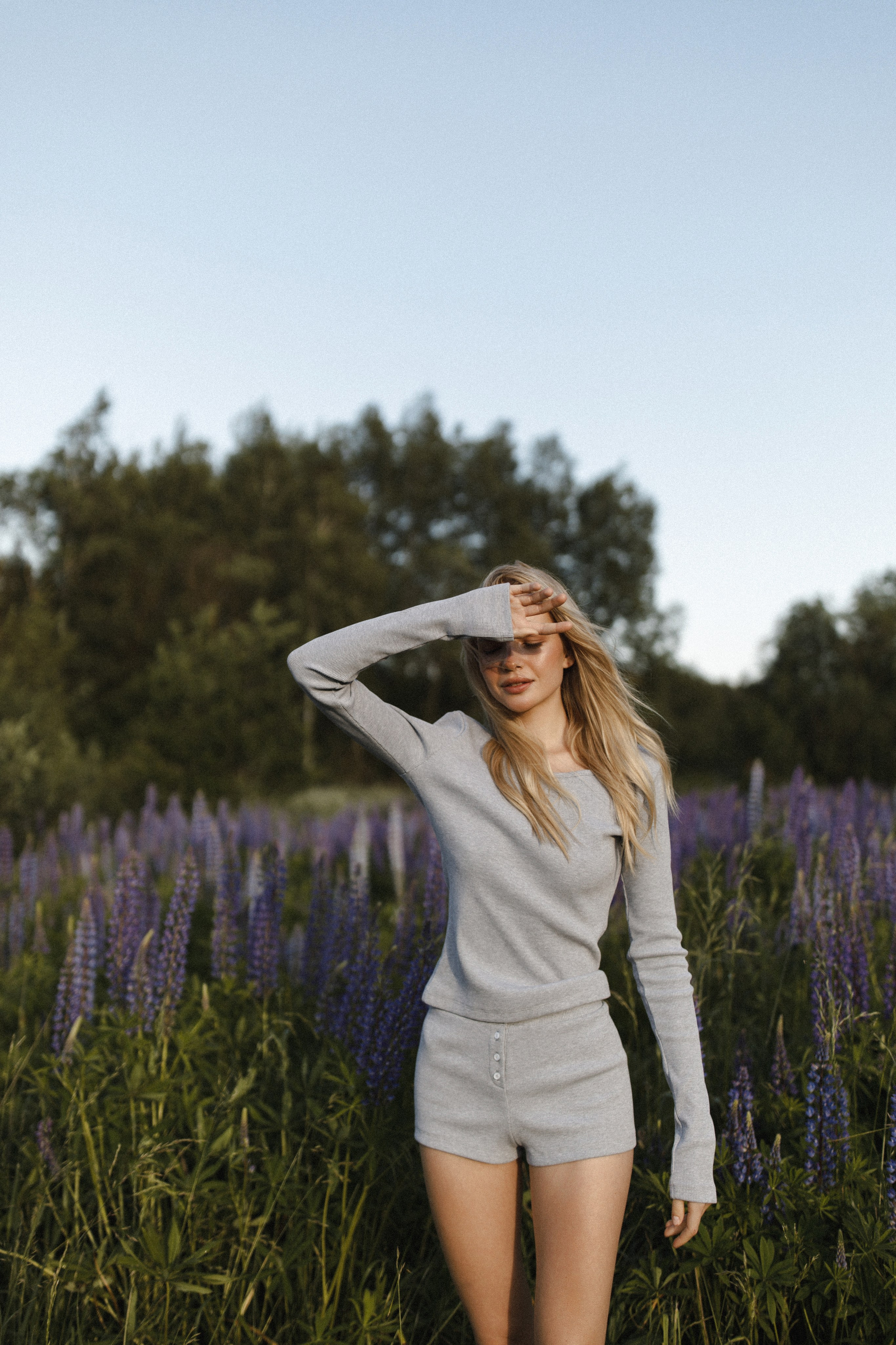 NEW FIELD NOTES. COMMON MUSE