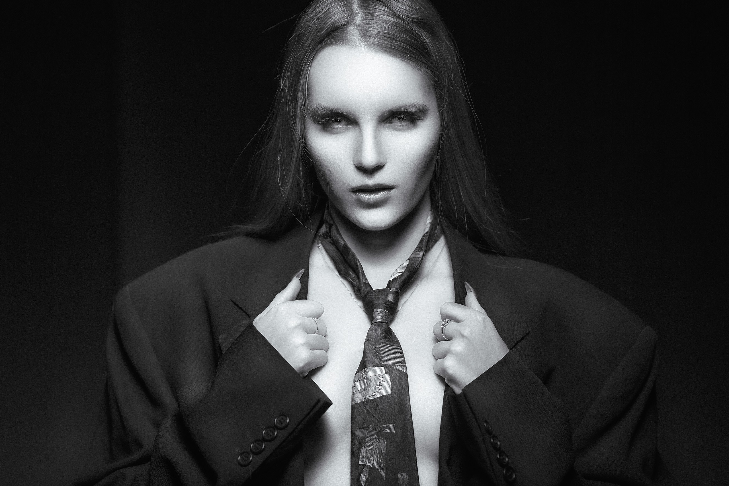 ПОРТРЕТНЫЙ ФОТОГРАФ ВО ВЛАДИВОСТОКЕ СЕРГЕЙ ЕФИМОВ