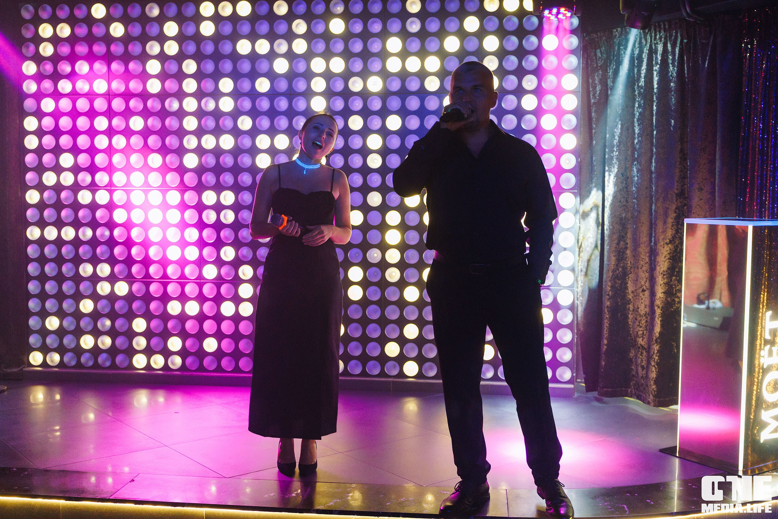 Фоторепортаж из караоке-клуба Эйфория. One Media Life: фоторепортажи, фотоотчеты с мероприятий и заведений