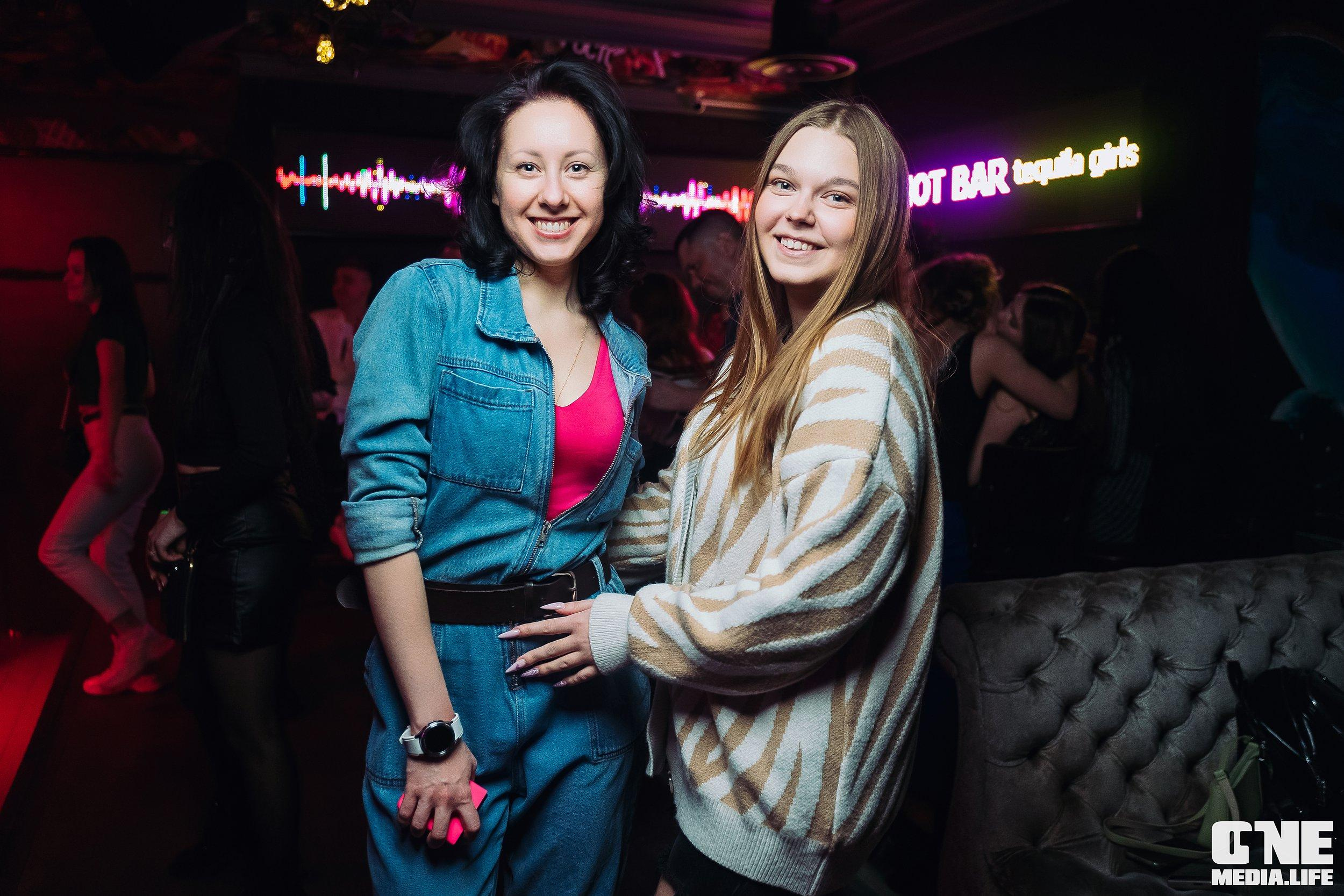 Фоторепортаж из Экстрим бара XxxX. One Media Life: фоторепортажи, фотоотчеты с мероприятий и заведений