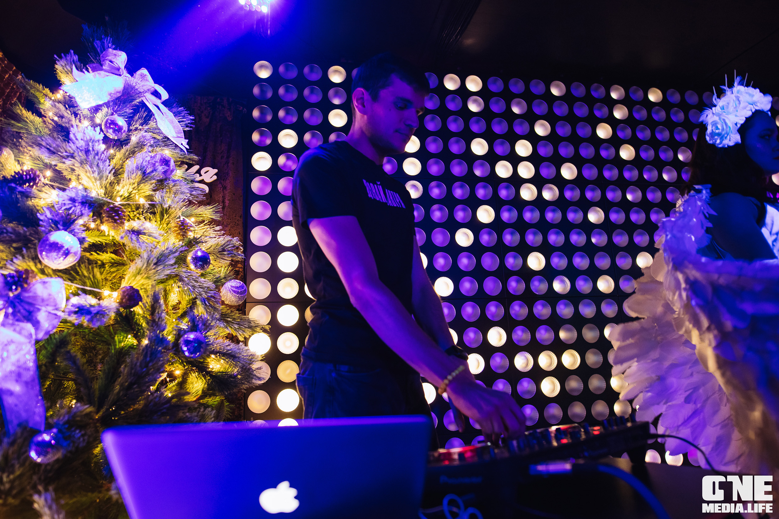 Фоторепортаж из караоке-клуба Эйфория. One Media Life: фоторепортажи, фотоотчеты с мероприятий и заведений