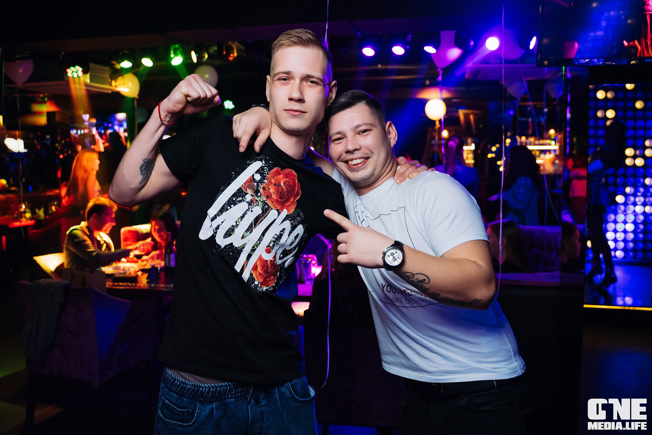 Фоторепортаж из караоке-клуба Эйфория. One Media Life: фоторепортажи, фотоотчеты с мероприятий и заведений