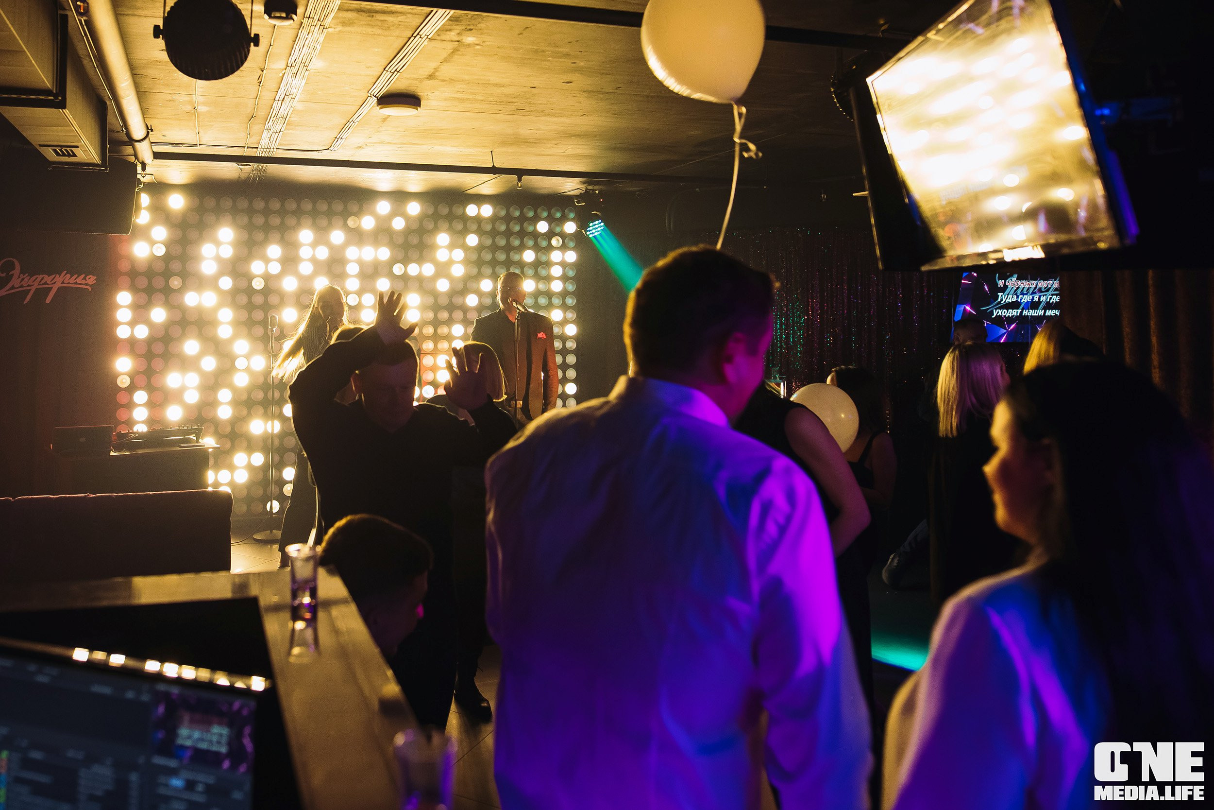 Фоторепортаж из караоке-клубе Эйфория. One Media Life: фоторепортажи, фотоотчеты с мероприятий и заведений