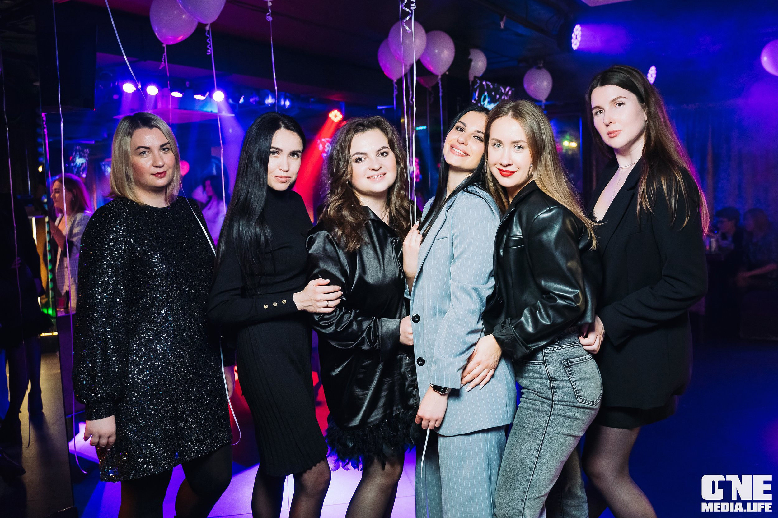 Фоторепортаж из караоке-клуба Эйфория. One Media Life: фоторепортажи, фотоотчеты с мероприятий и заведений