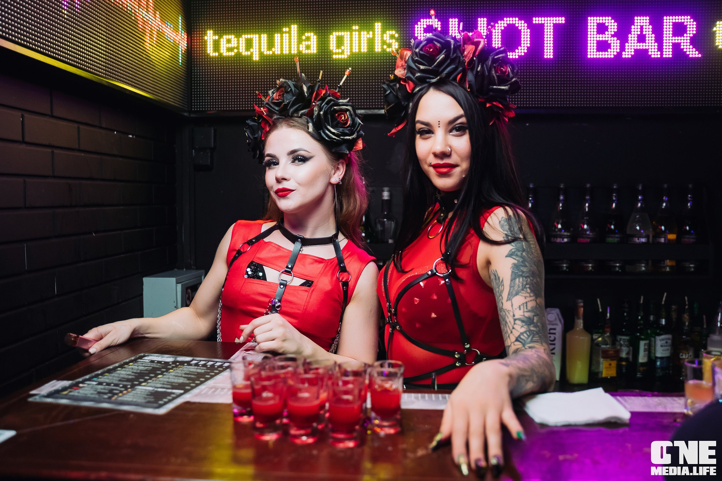 Фоторепортаж из Экстрим бара XxxX. One Media Life: фоторепортажи, фотоотчеты с мероприятий и заведений