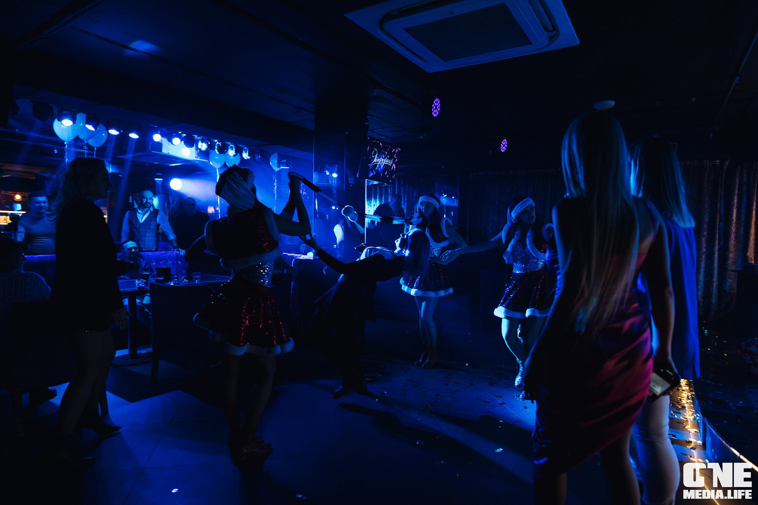 Фоторепортаж из караоке-клуба Эйфория. One Media Life: фоторепортажи, фотоотчеты с мероприятий и заведений