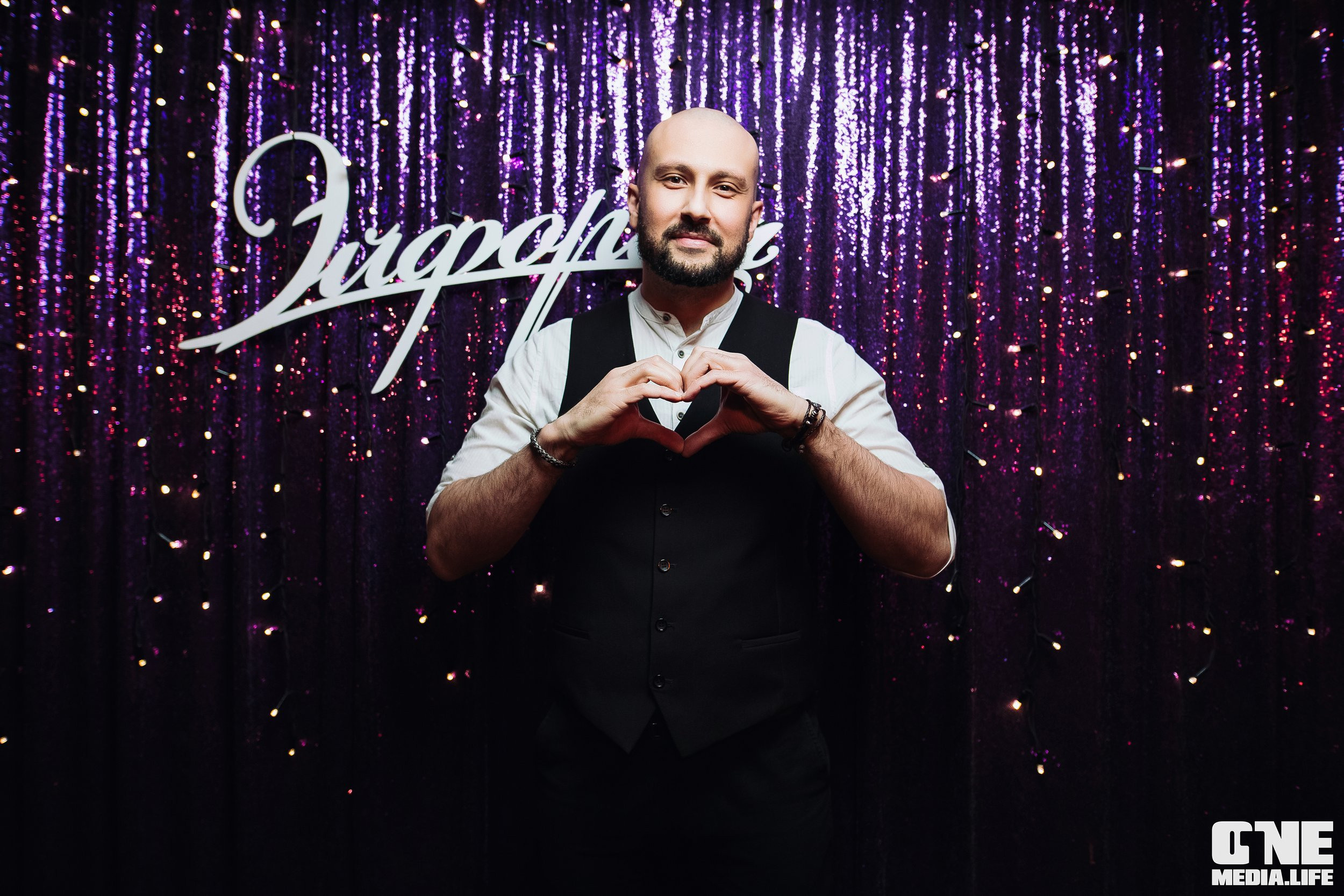 Фоторепортаж из караоке-клуба Эйфория. One Media Life: фоторепортажи, фотоотчеты с мероприятий и заведений