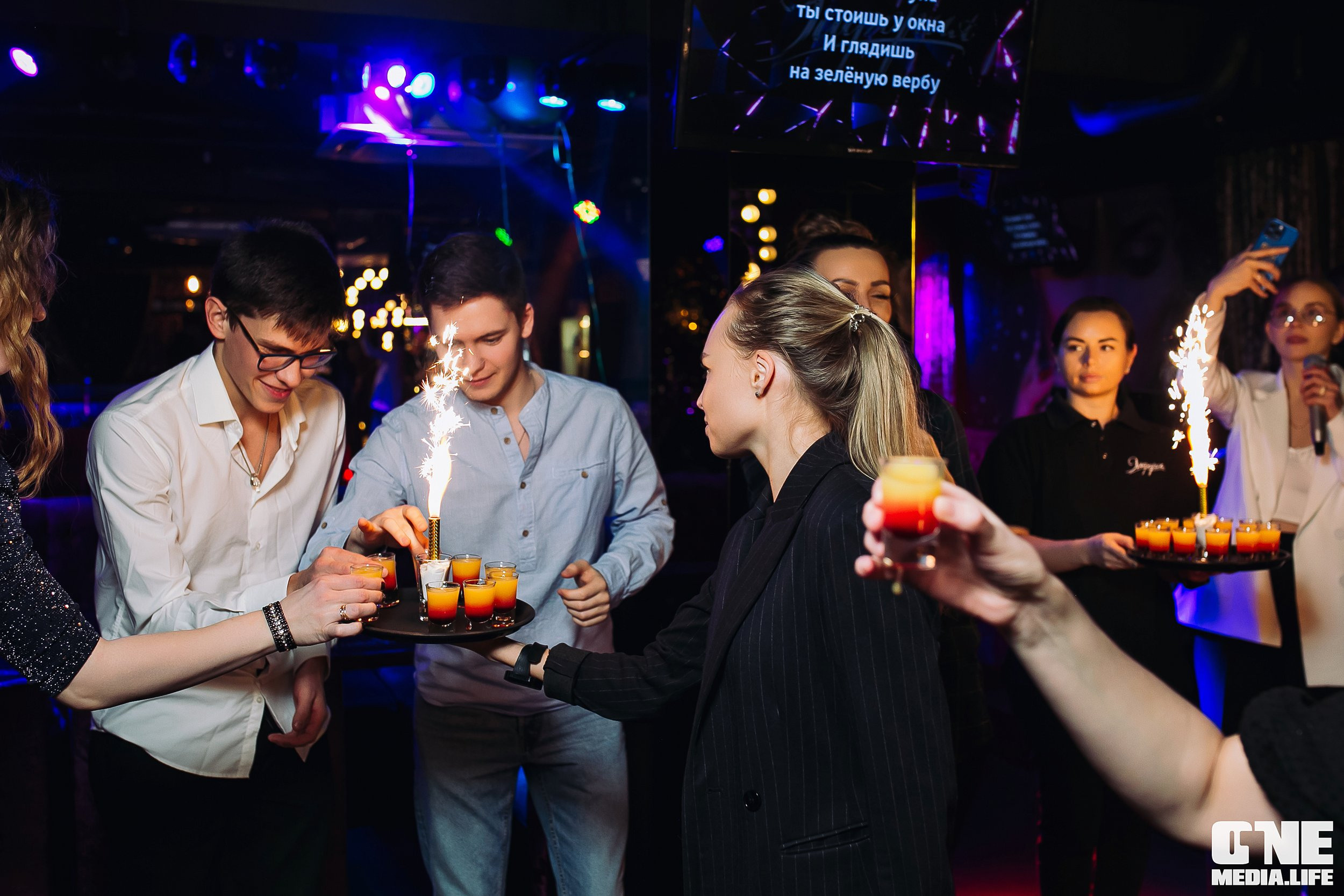 Фоторепортаж из караоке-клуба Эйфория. One Media Life: фоторепортажи, фотоотчеты с мероприятий и заведений
