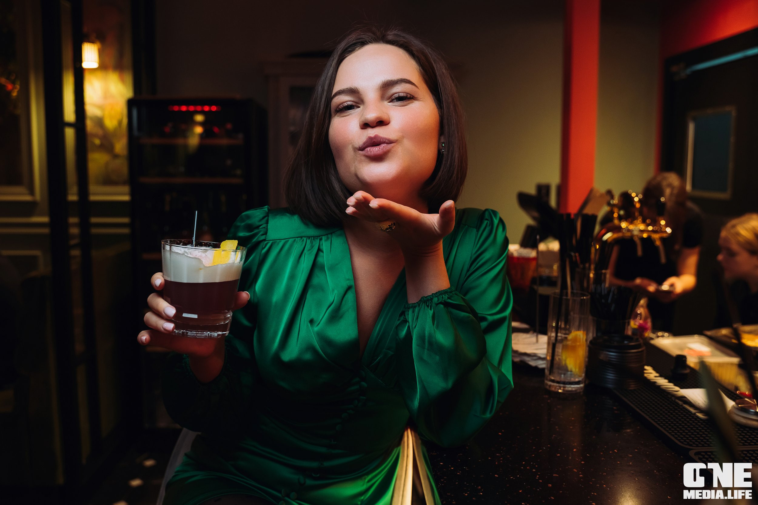 Фоторепортаж из рестобара Мандарин. One Media Life: фоторепортажи, фотоотчеты с мероприятий и заведений