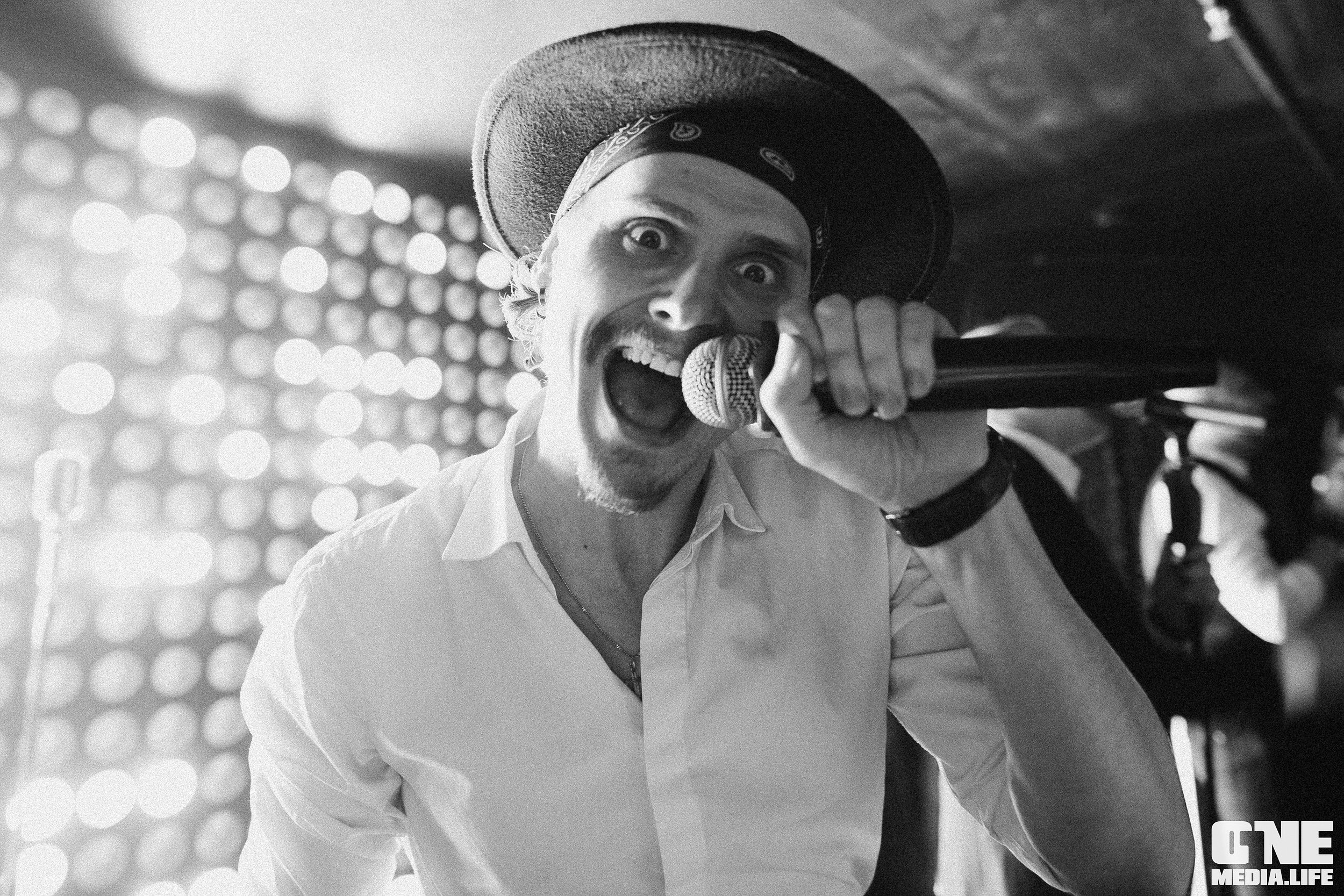 Фоторепортаж из караоке-клуба Эйфория. One Media Life: фоторепортажи, фотоотчеты с мероприятий и заведений