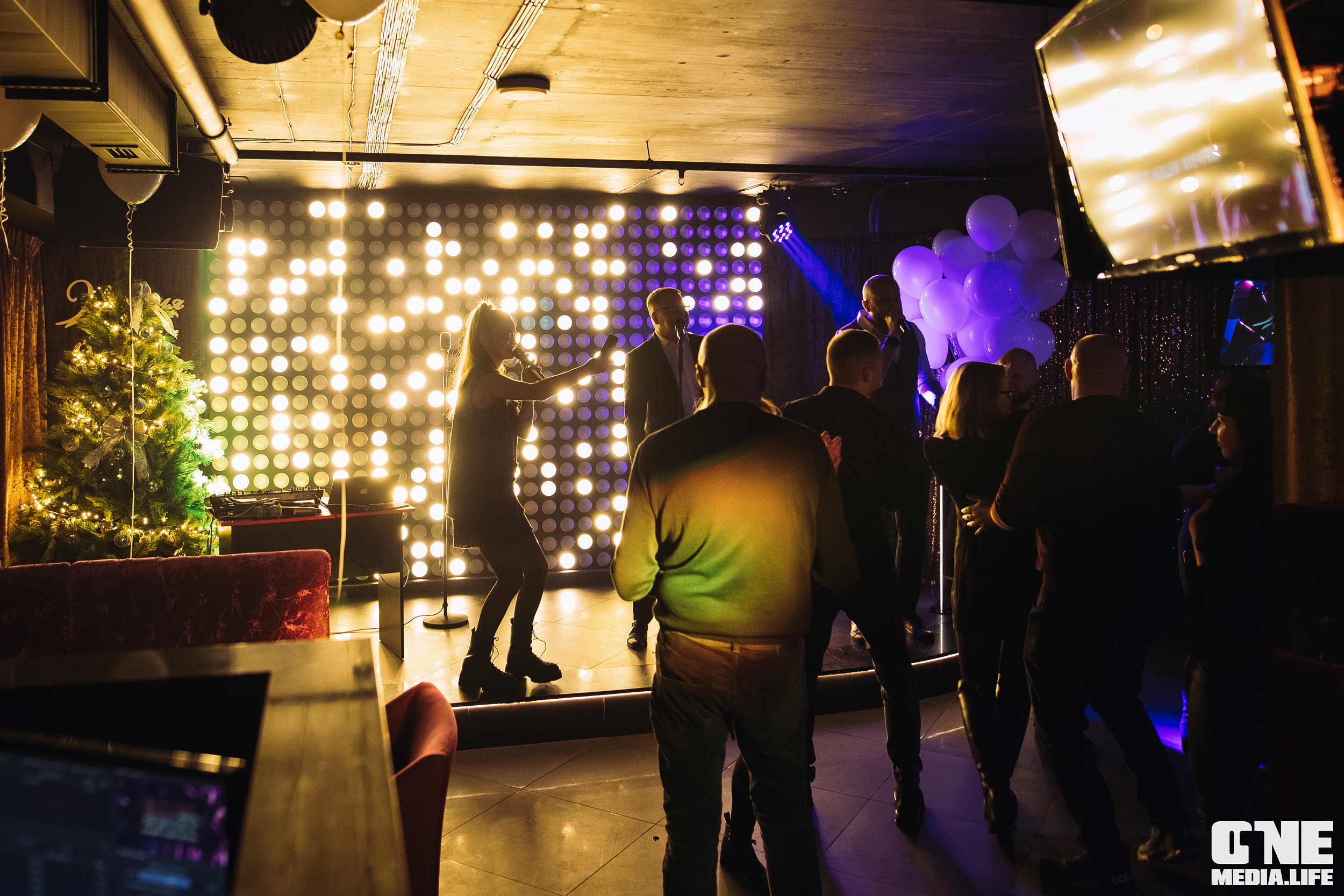 Фоторепортаж из караоке-клуба Эйфория. One Media Life: фоторепортажи, фотоотчеты с мероприятий и заведений