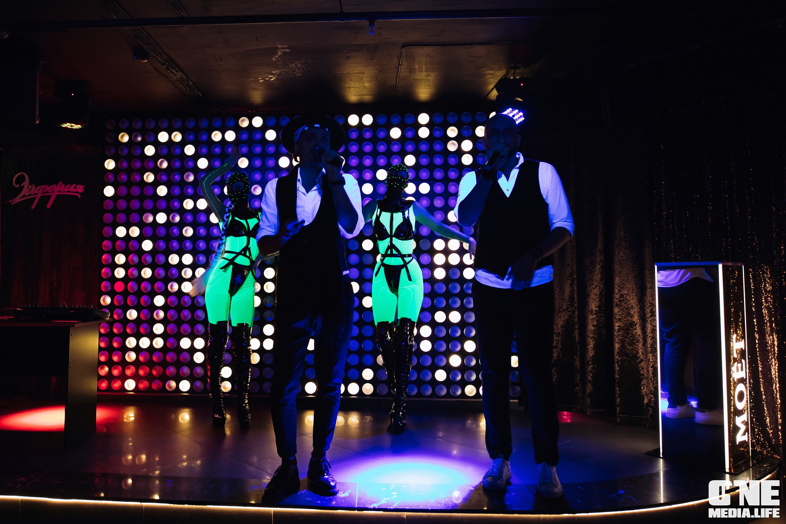 Фоторепортаж из караоке-клуба Эйфория. One Media Life: фоторепортажи, фотоотчеты с мероприятий и заведений