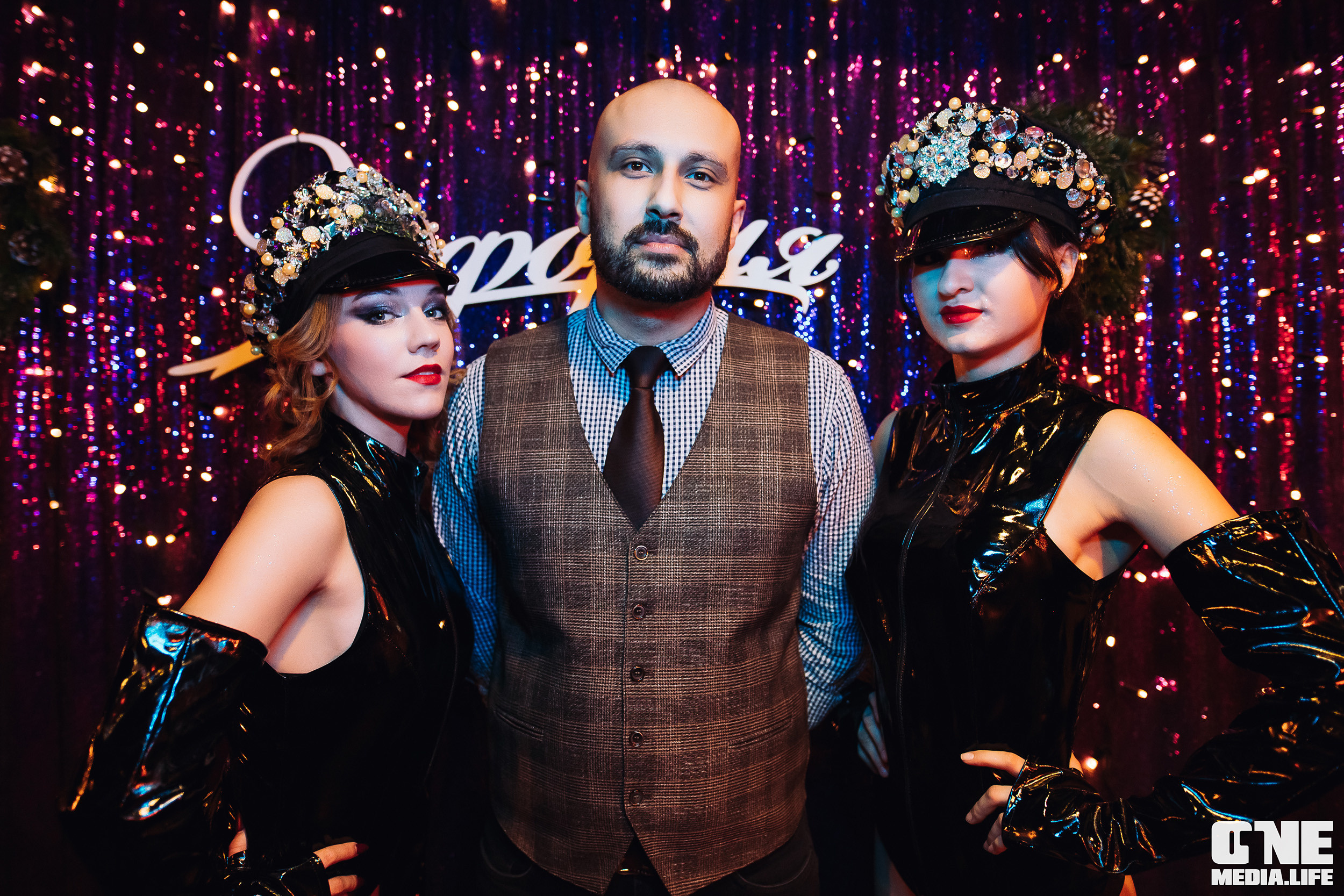 Фоторепортаж из караоке-клуба Эйфория. One Media Life: фоторепортажи, фотоотчеты с мероприятий и заведений