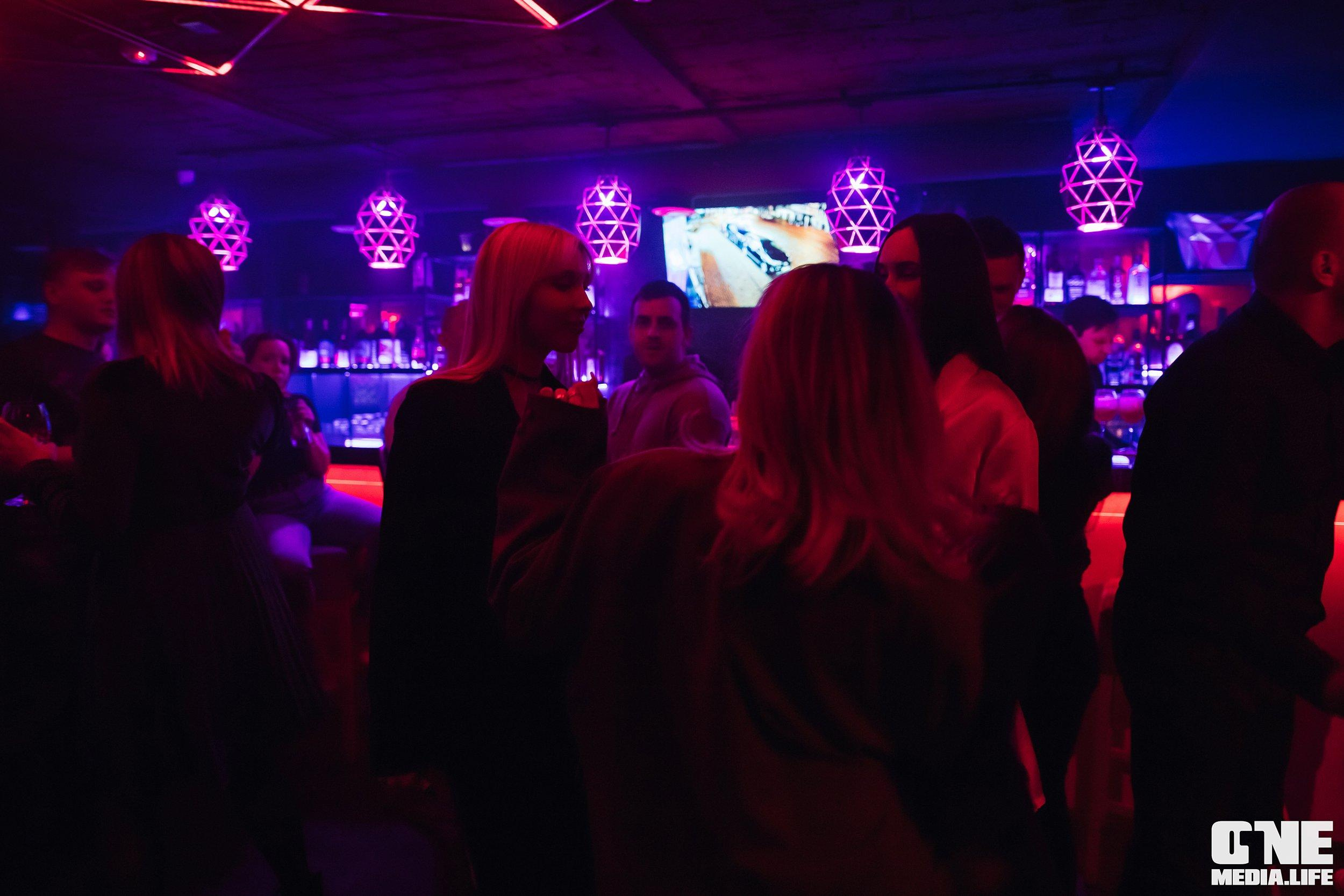 Фоторепортаж из бара Secret. One Media Life: фоторепортажи, фотоотчеты с мероприятий и заведений