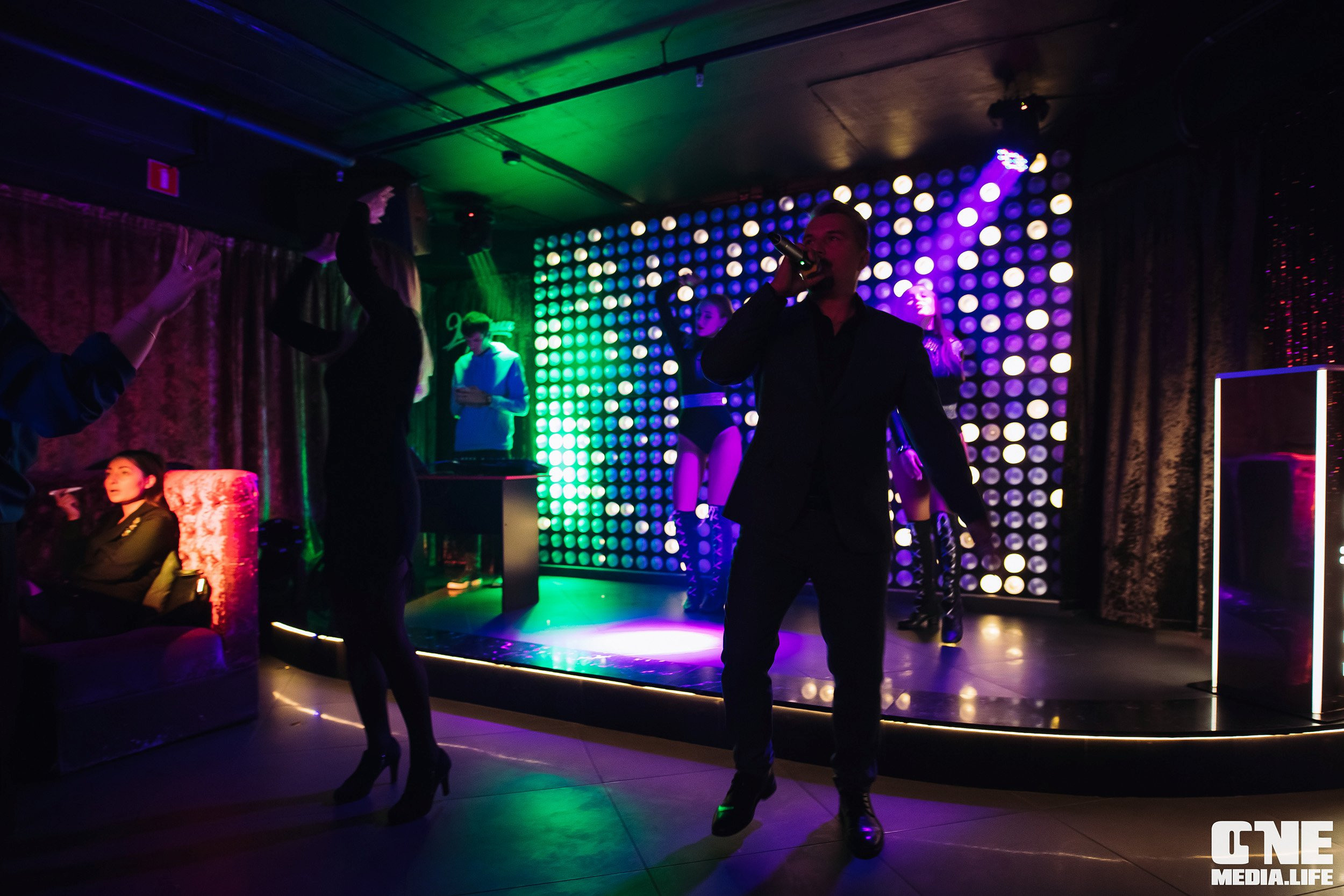Фоторепортаж из караоке-клубе Эйфория. One Media Life: фоторепортажи, фотоотчеты с мероприятий и заведений