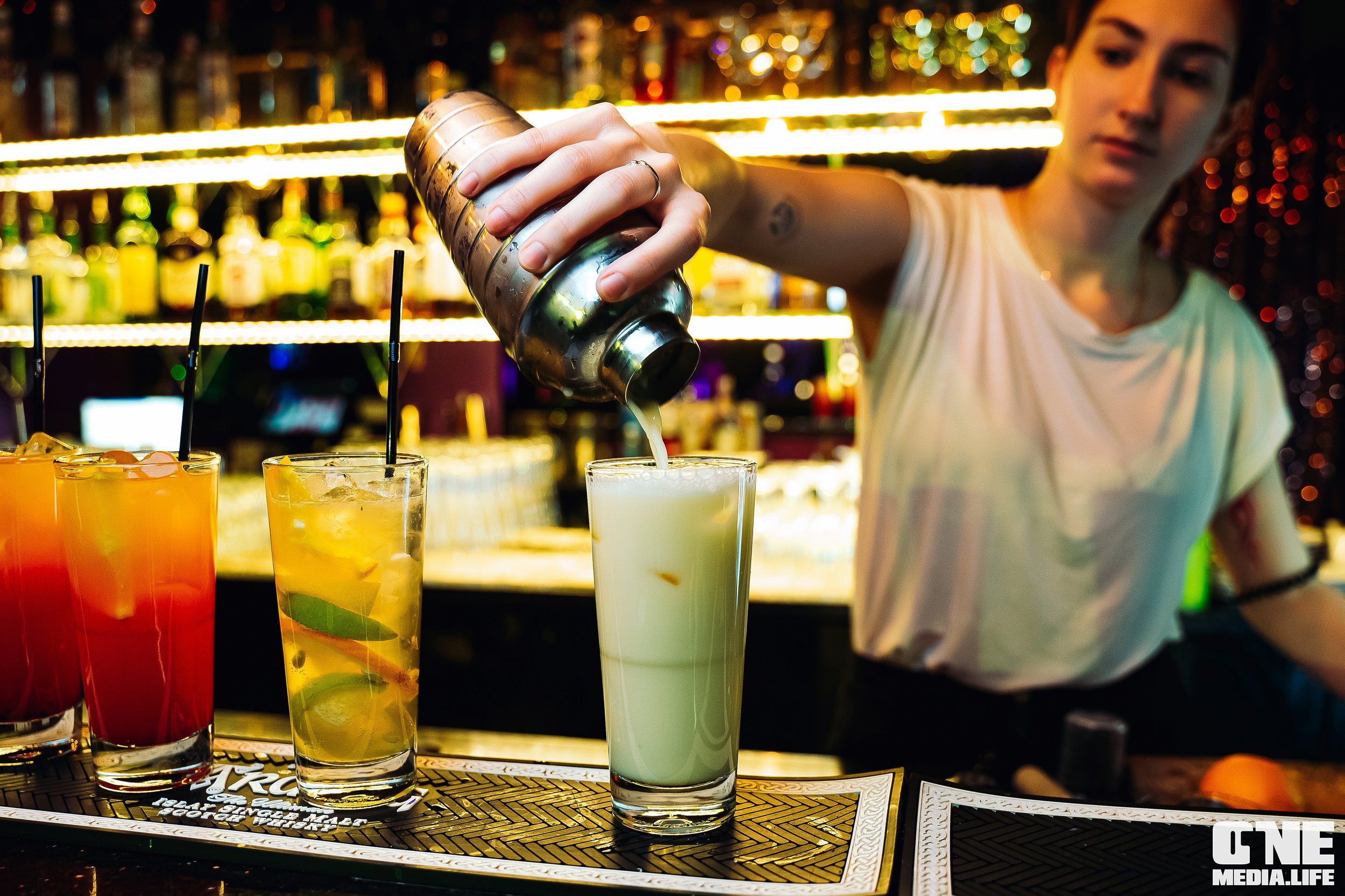 Фоторепортаж из караоке-клуба Эйфория. One Media Life: фоторепортажи, фотоотчеты с мероприятий и заведений