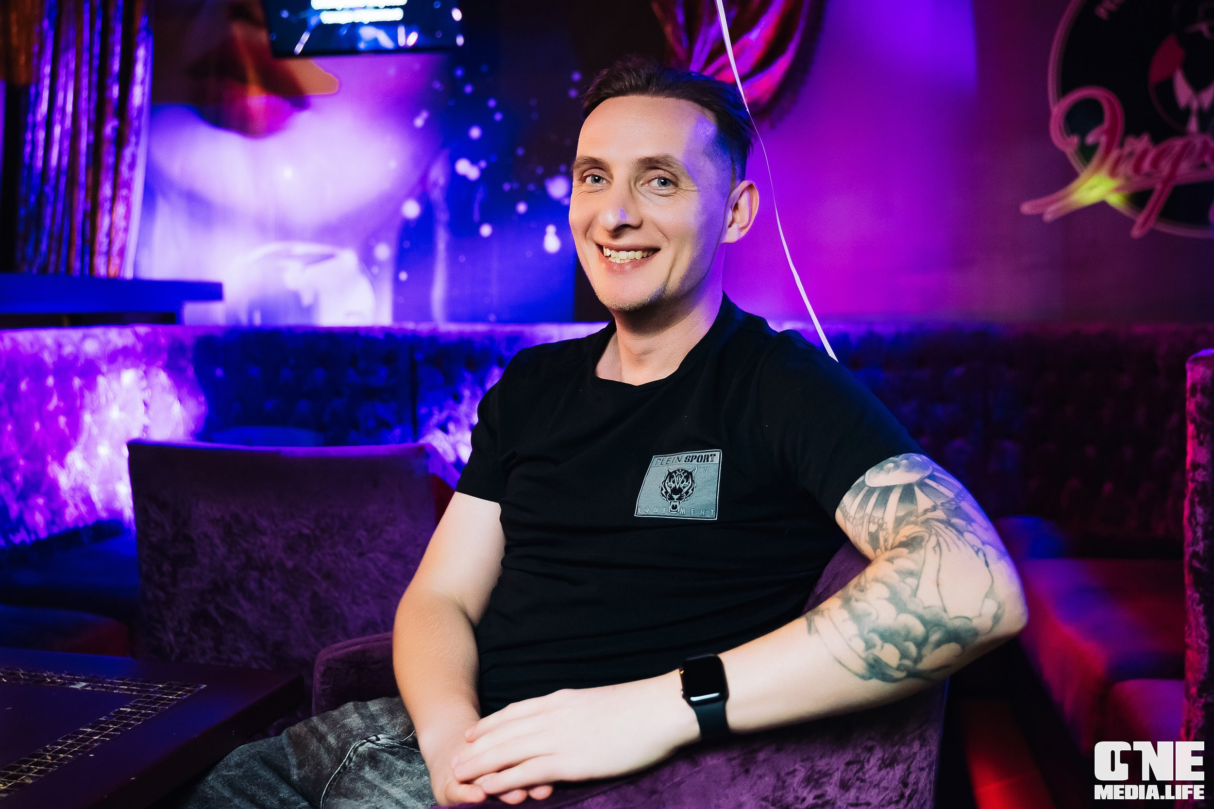 Фоторепортаж из караоке-клуба Эйфория. One Media Life: фоторепортажи, фотоотчеты с мероприятий и заведений