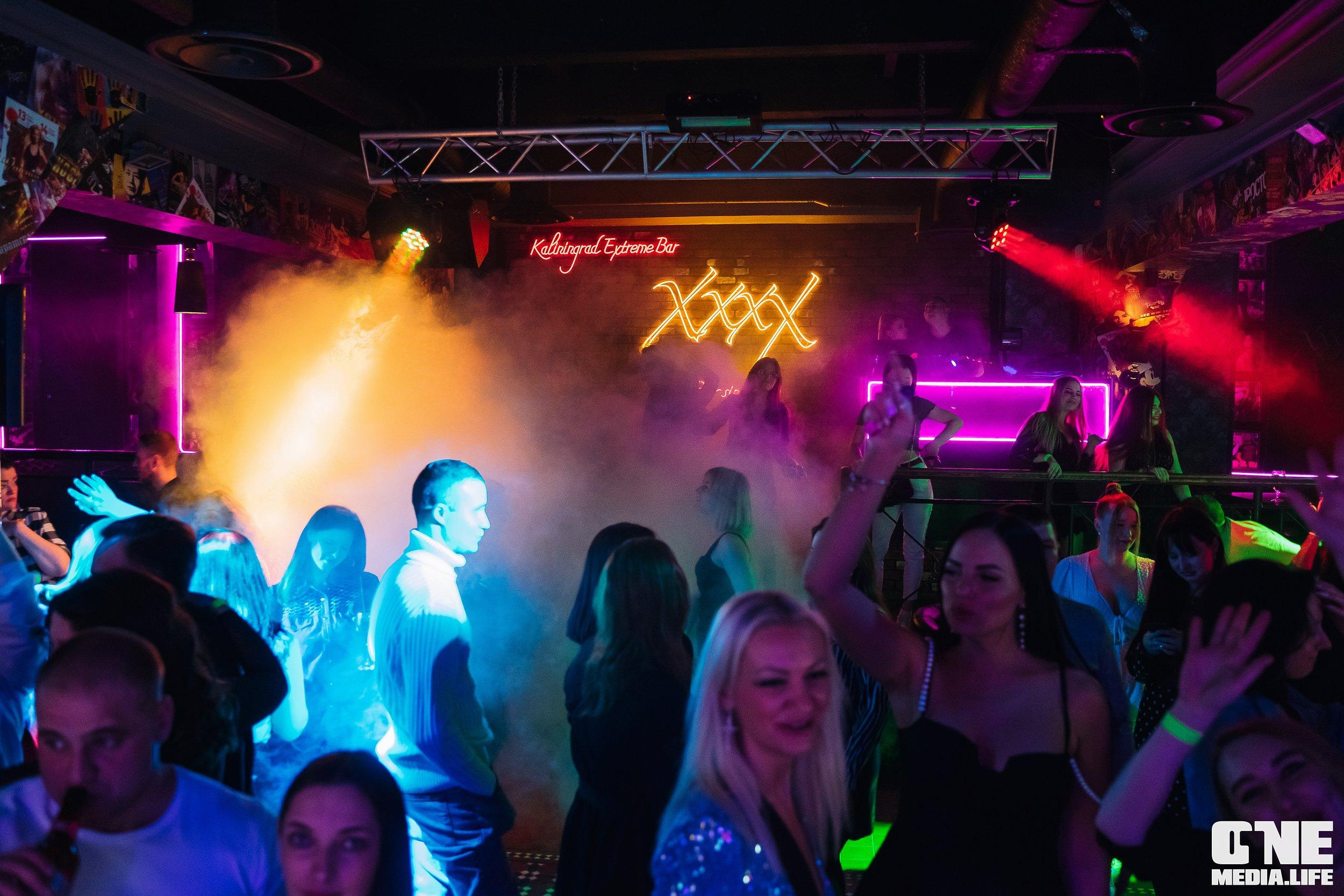 Фоторепортаж из Экстрим бара XxxX. One Media Life: фоторепортажи, фотоотчеты с мероприятий и заведений