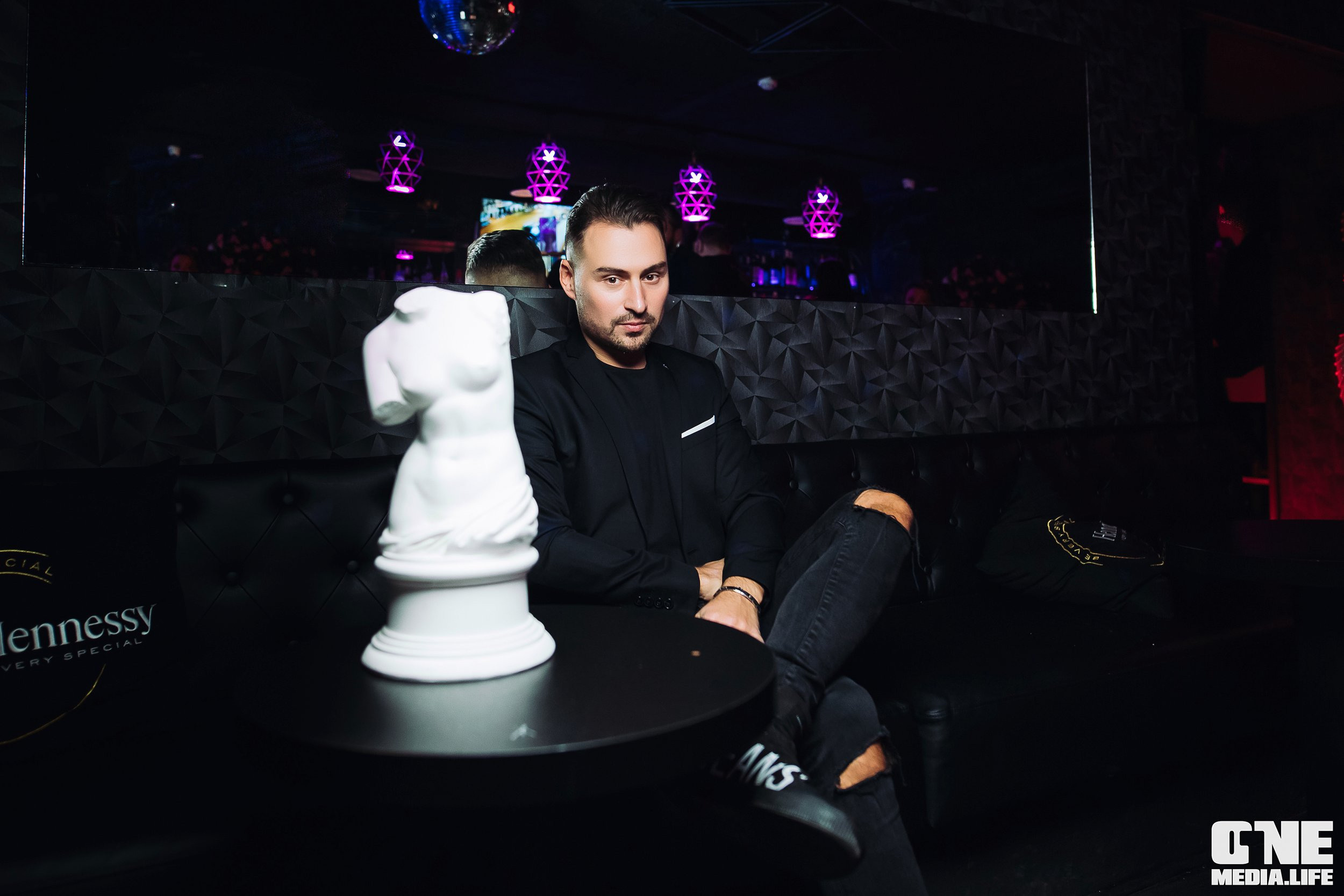 Фоторепортаж из бара Secret. One Media Life: фоторепортажи, фотоотчеты с мероприятий и заведений