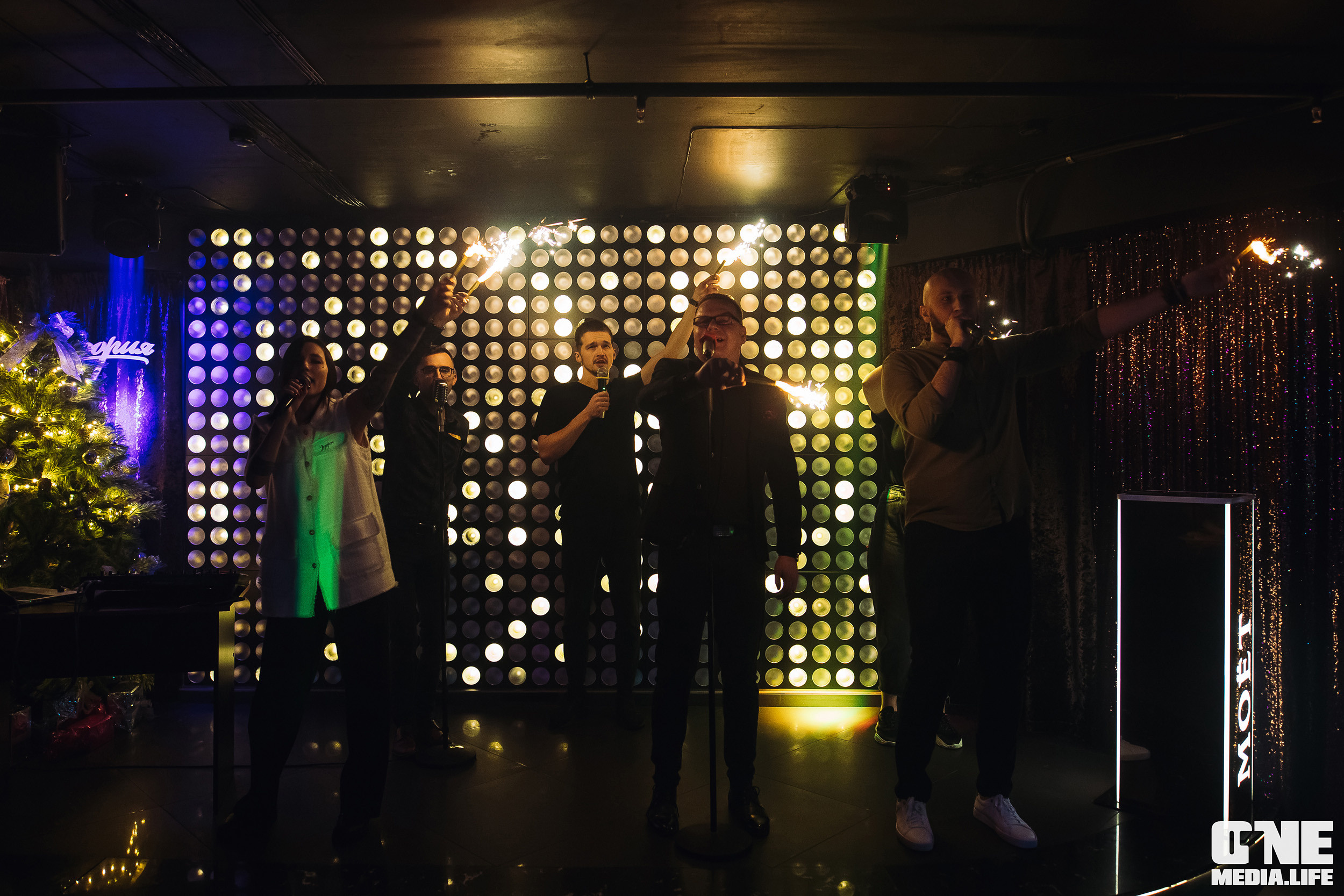 Фоторепортаж из караоке-клуба Эйфория. One Media Life: фоторепортажи, фотоотчеты с мероприятий и заведений