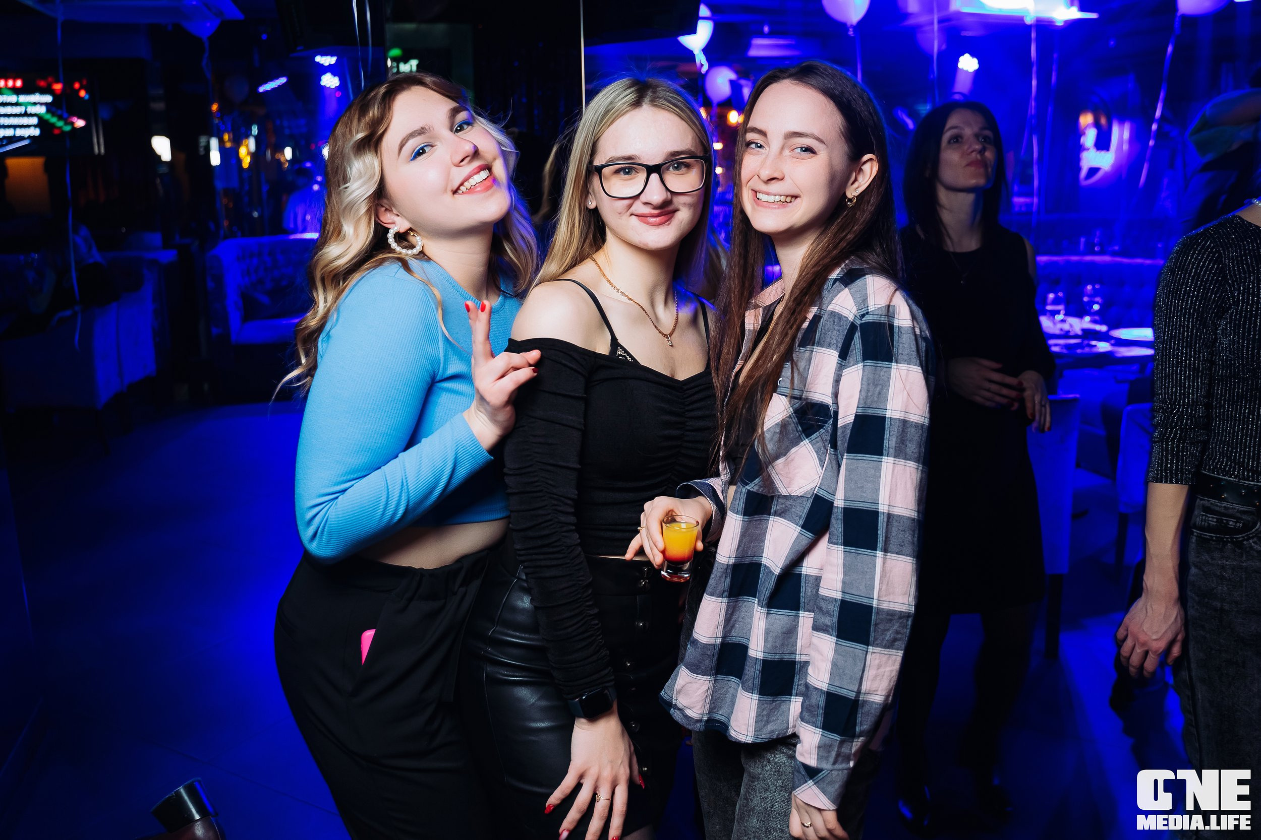 Фоторепортаж из караоке-клуба Эйфория. One Media Life: фоторепортажи, фотоотчеты с мероприятий и заведений