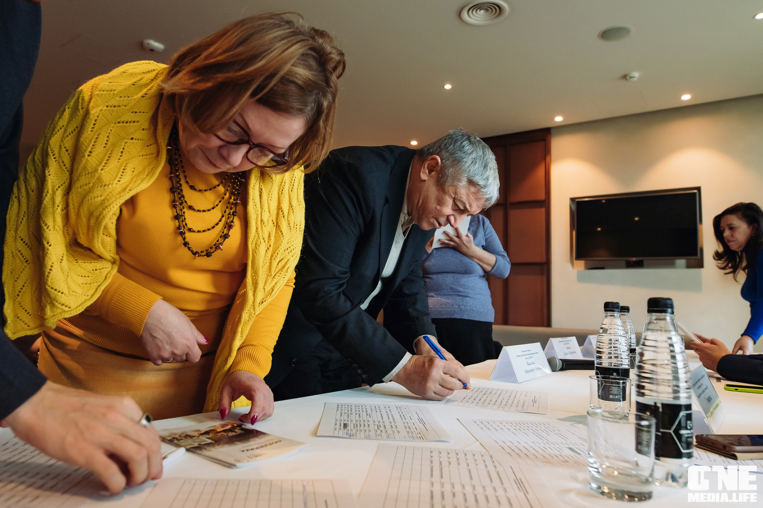 Фоторепортаж Круглого стола центра «Мой бизнес». One Media Life: фоторепортажи, фотоотчеты с мероприятий и заведений