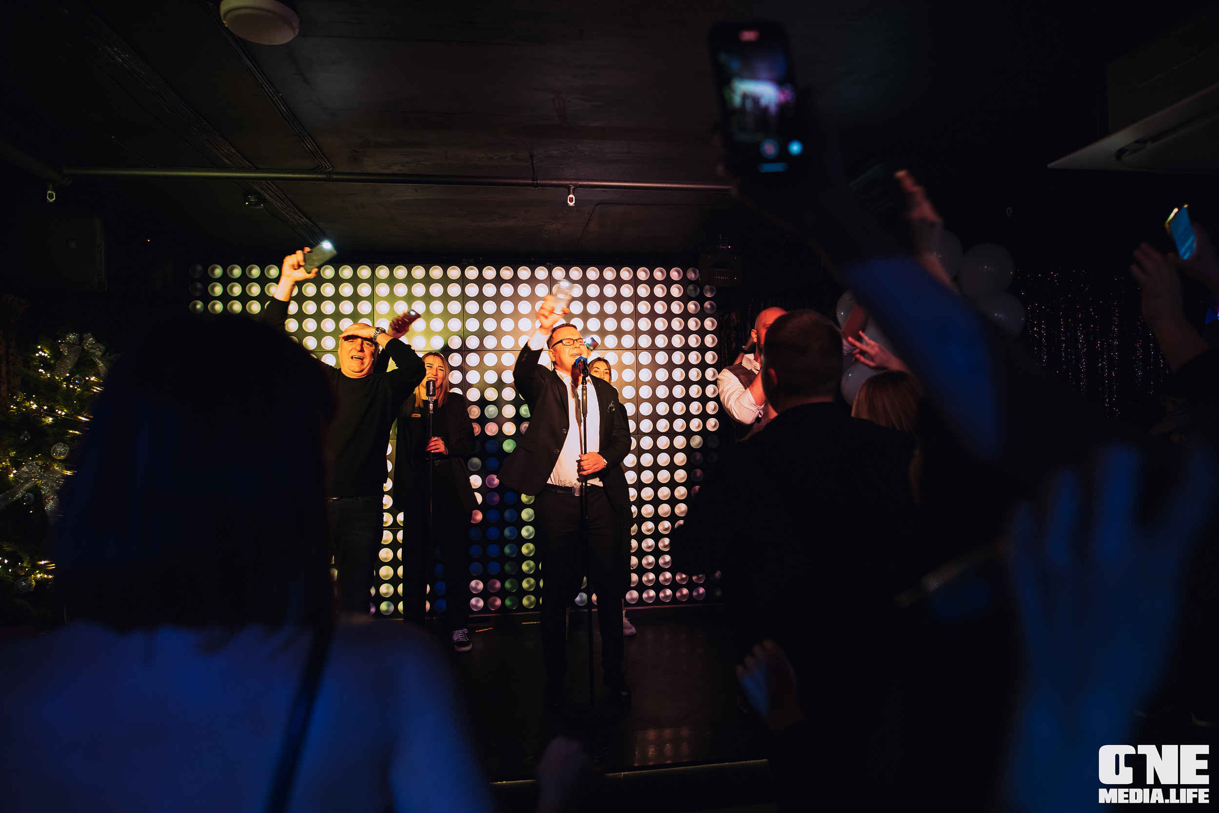 Фоторепортаж из караоке-клуба Эйфория. One Media Life: фоторепортажи, фотоотчеты с мероприятий и заведений