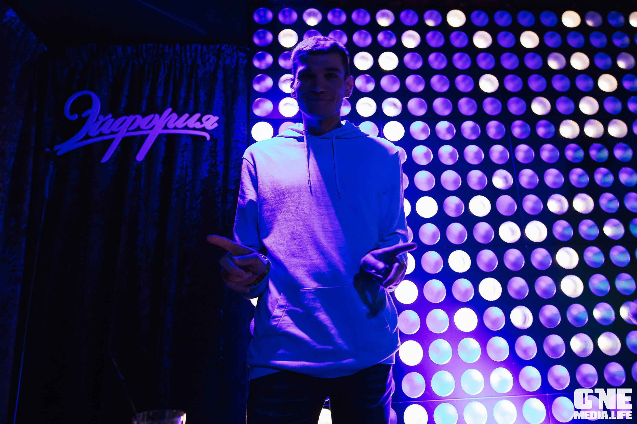 Фоторепортаж из караоке-клуба Эйфория. One Media Life: фоторепортажи, фотоотчеты с мероприятий и заведений