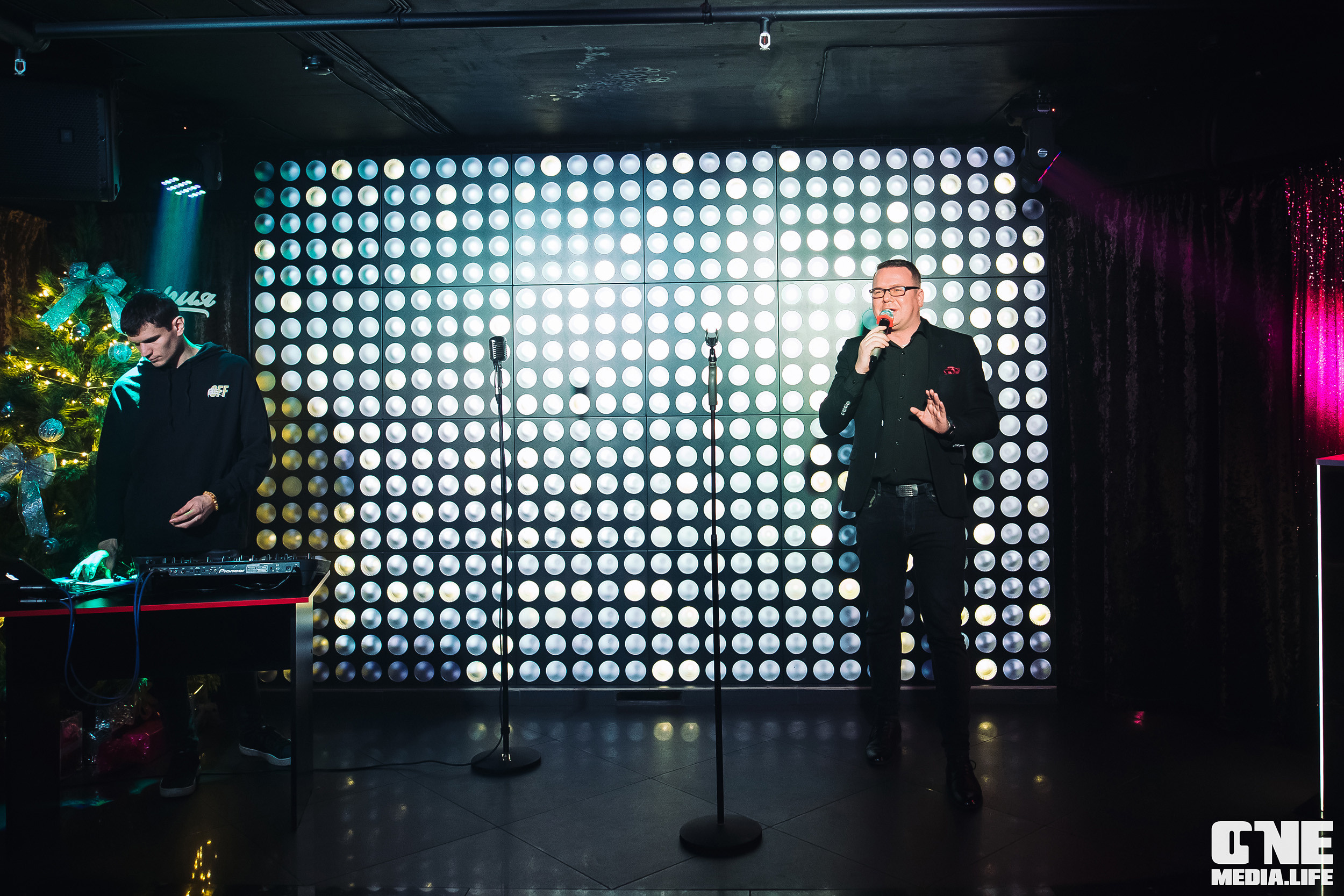 Фоторепортаж из караоке-клуба Эйфория. One Media Life: фоторепортажи, фотоотчеты с мероприятий и заведений