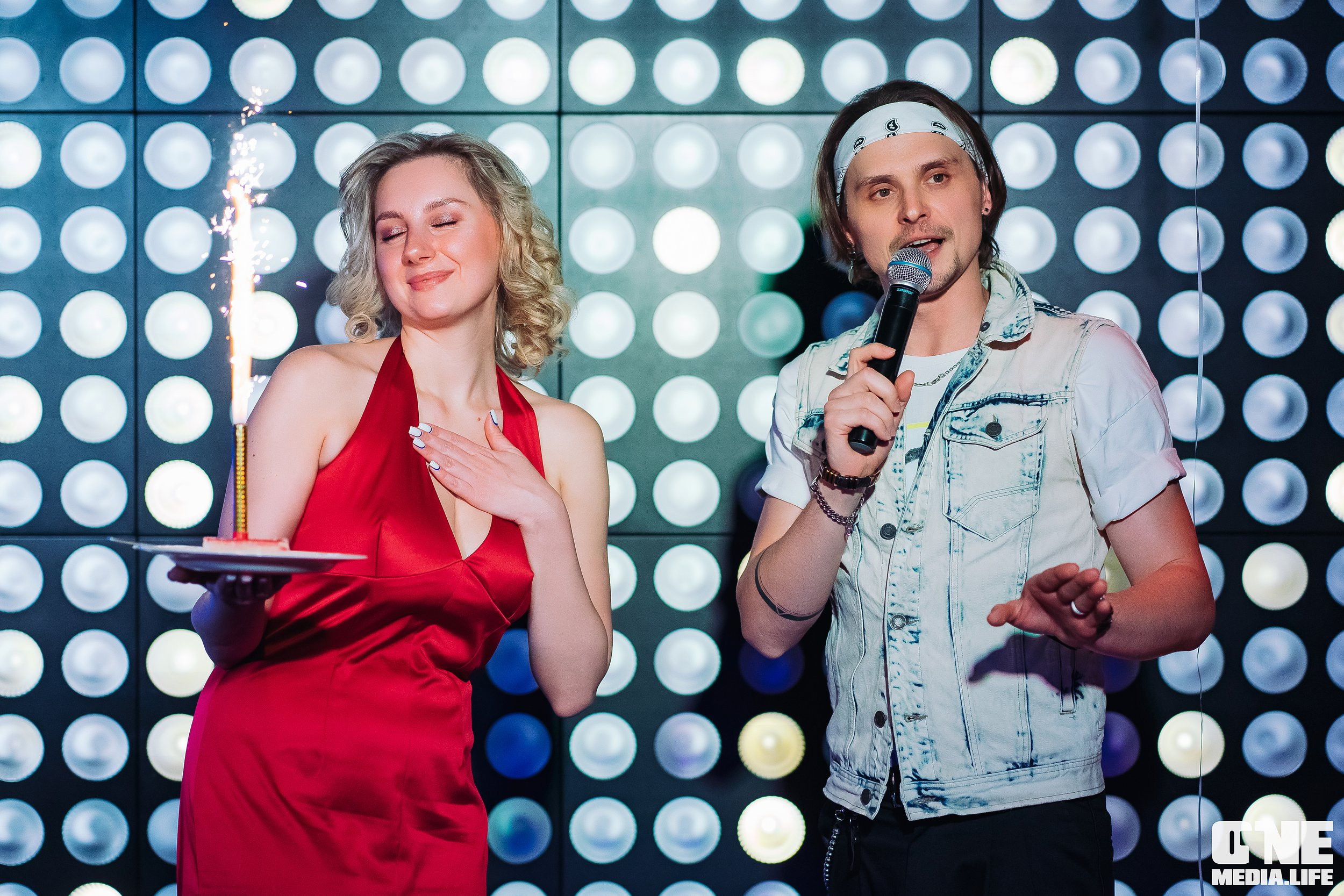 Фоторепортаж из караоке-клуба Эйфория. One Media Life: фоторепортажи, фотоотчеты с мероприятий и заведений