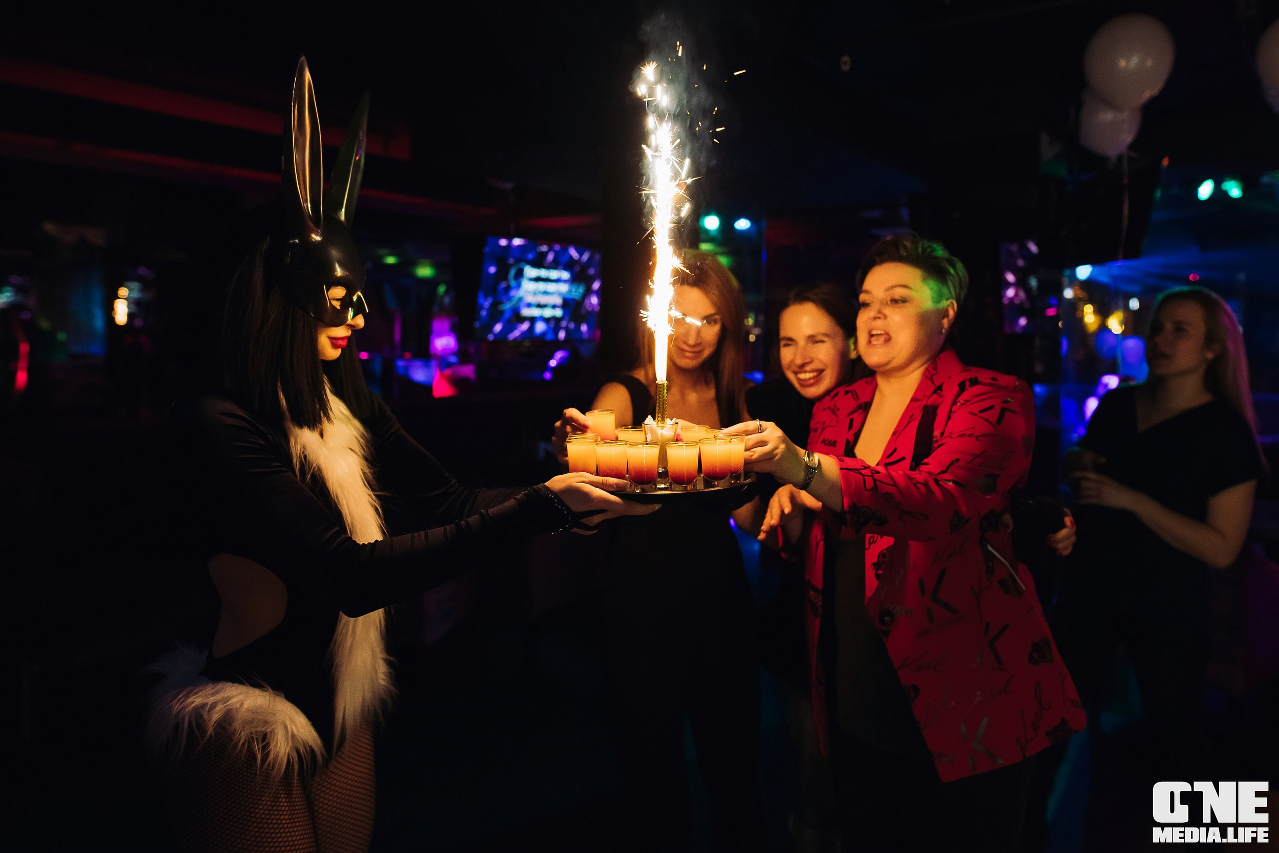 Фоторепортаж из караоке-клуба Эйфория. One Media Life: фоторепортажи, фотоотчеты с мероприятий и заведений