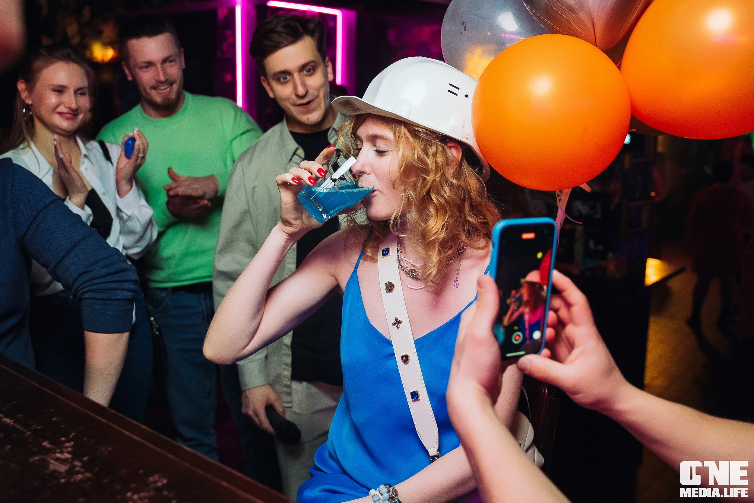 Фоторепортаж из Экстрим бара XxxX. One Media Life: фоторепортажи, фотоотчеты с мероприятий и заведений