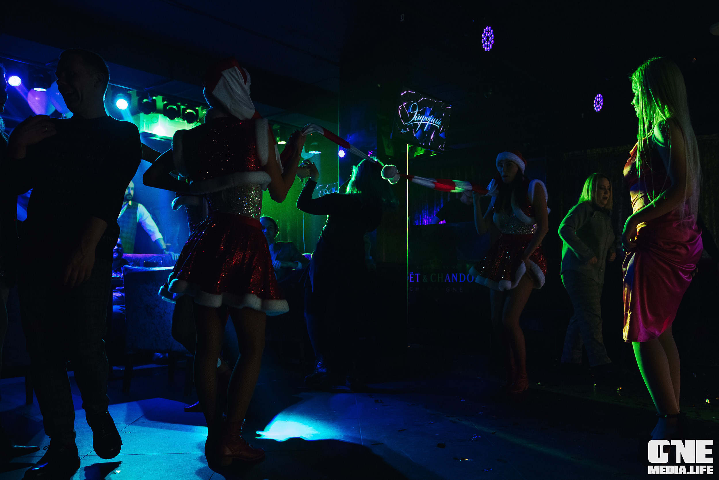 Фоторепортаж из караоке-клуба Эйфория. One Media Life: фоторепортажи, фотоотчеты с мероприятий и заведений