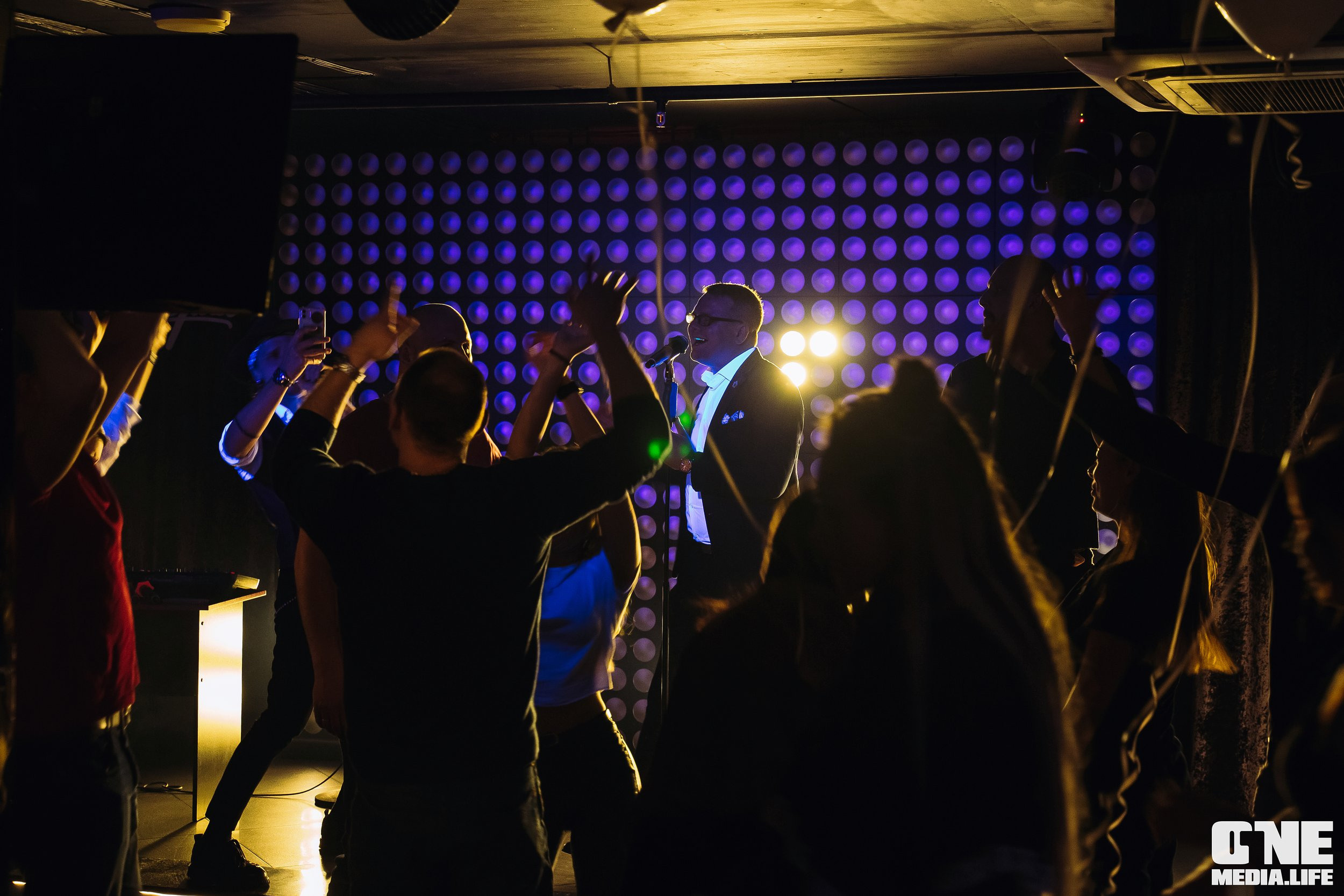 Фоторепортаж из караоке-клуба Эйфория. One Media Life: фоторепортажи, фотоотчеты с мероприятий и заведений