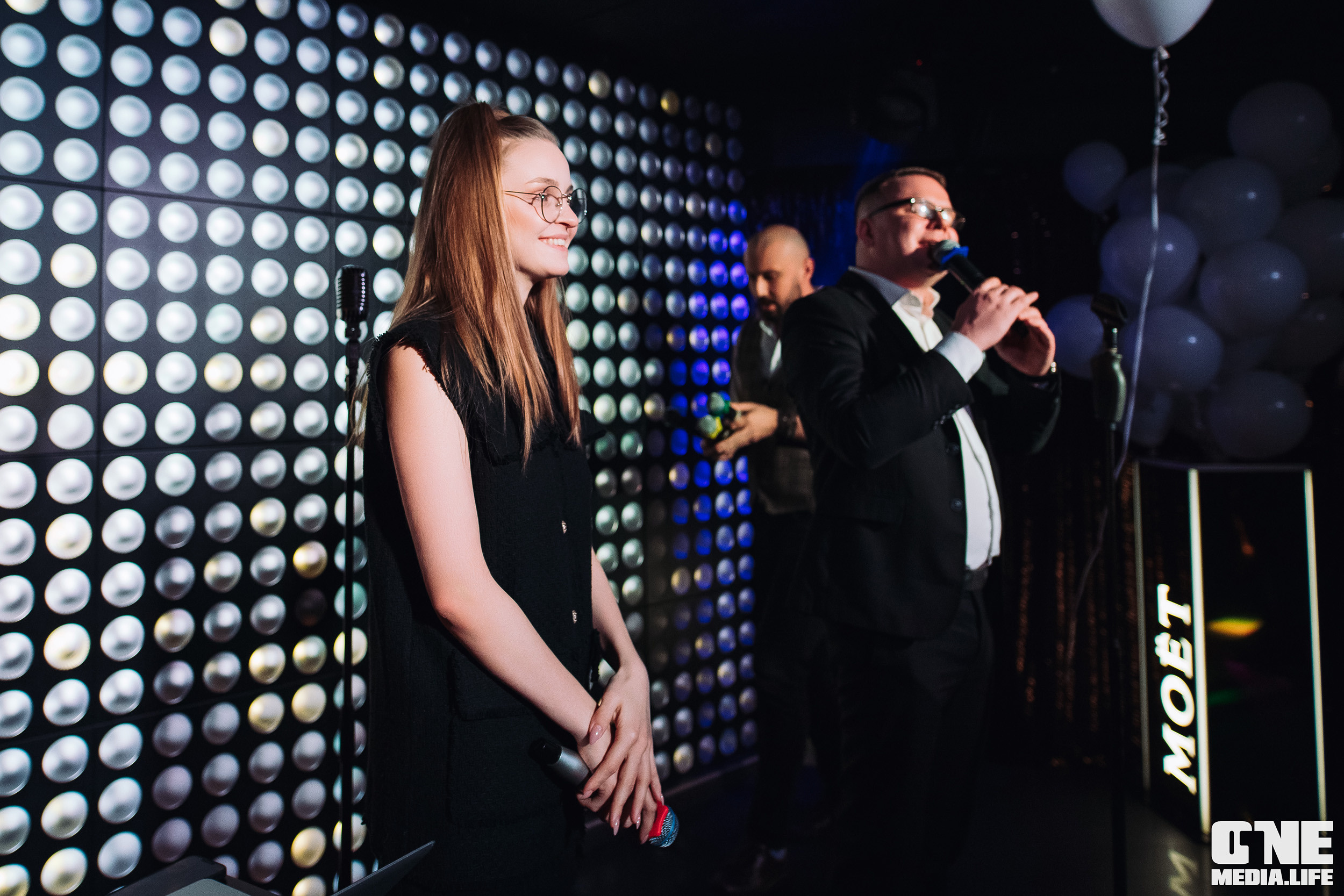 Фоторепортаж из караоке-клуба Эйфория. One Media Life: фоторепортажи, фотоотчеты с мероприятий и заведений