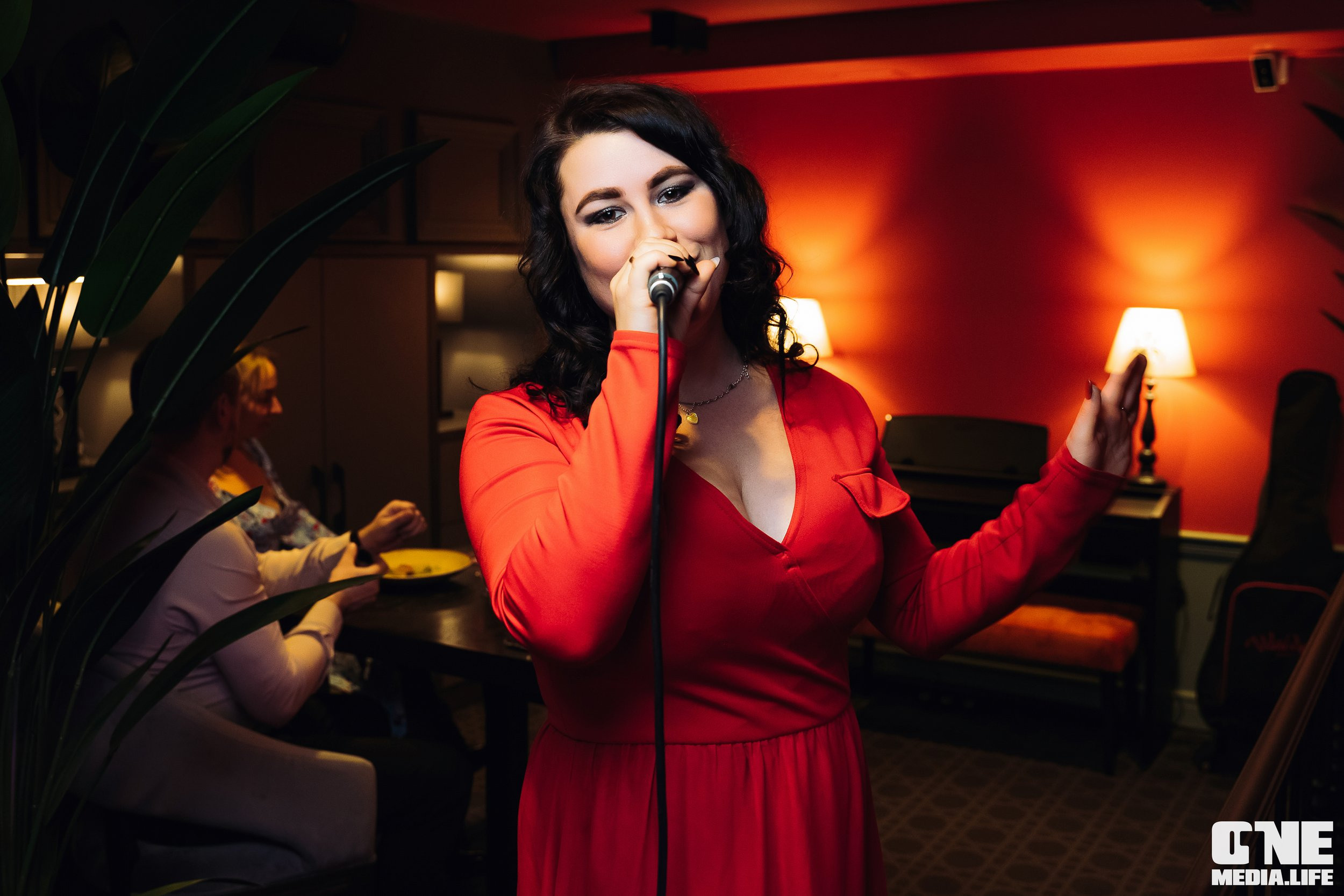 Фоторепортаж из рестобара Мандарин. One Media Life: фоторепортажи, фотоотчеты с мероприятий и заведений