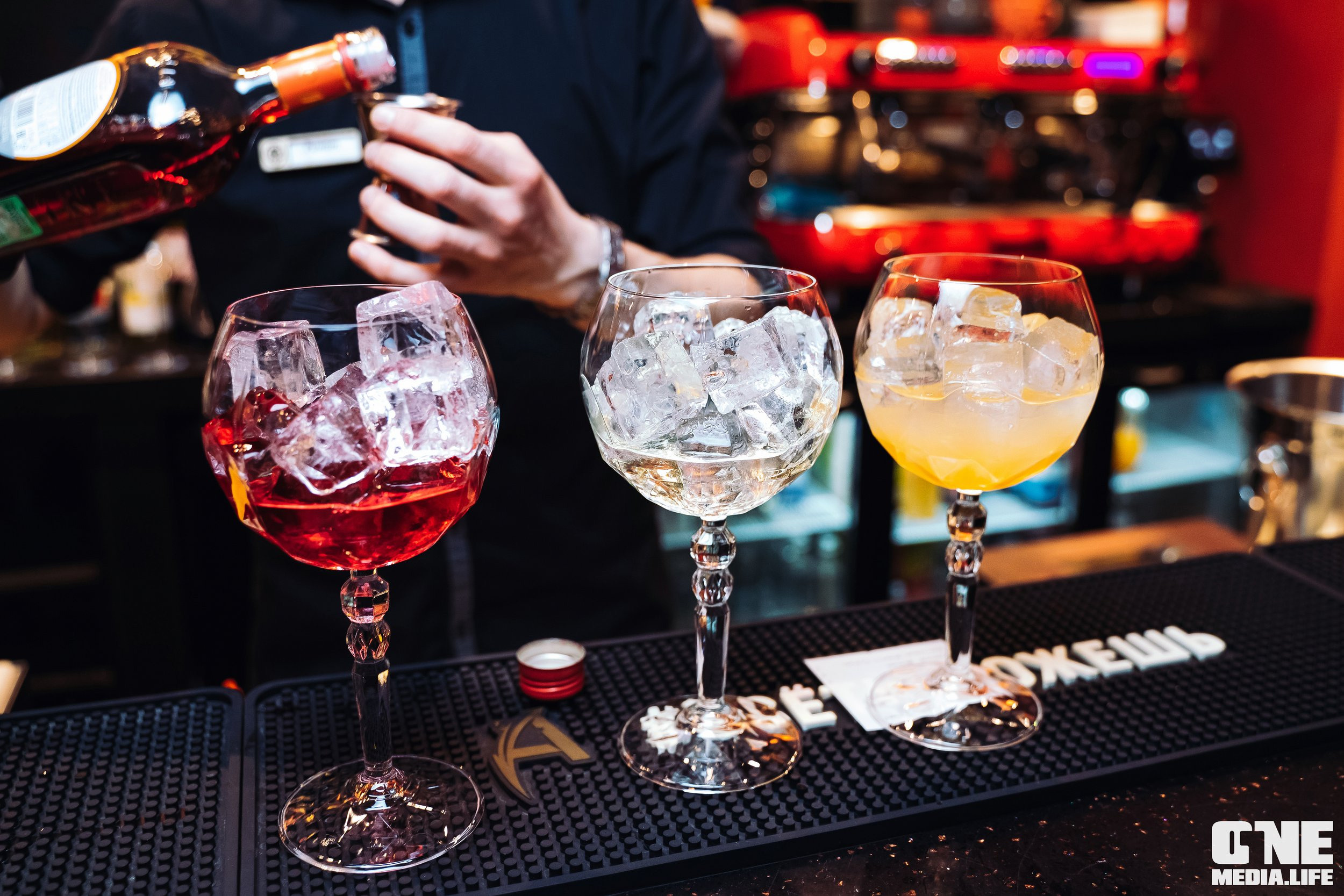 Фоторепортаж из рестобара Мандарин. One Media Life: фоторепортажи, фотоотчеты с мероприятий и заведений