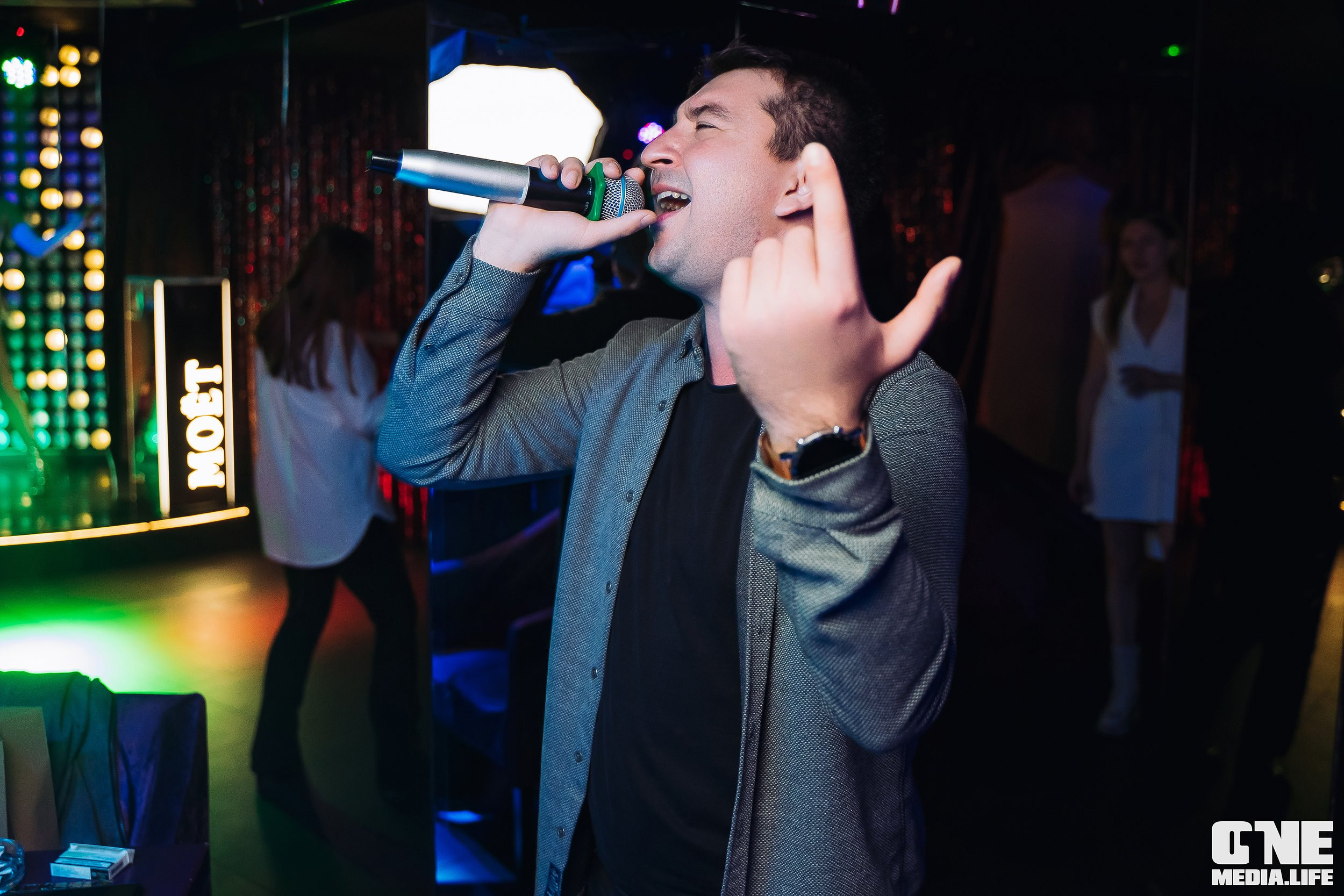 Фоторепортаж из караоке-клуба Эйфория. One Media Life: фоторепортажи, фотоотчеты с мероприятий и заведений