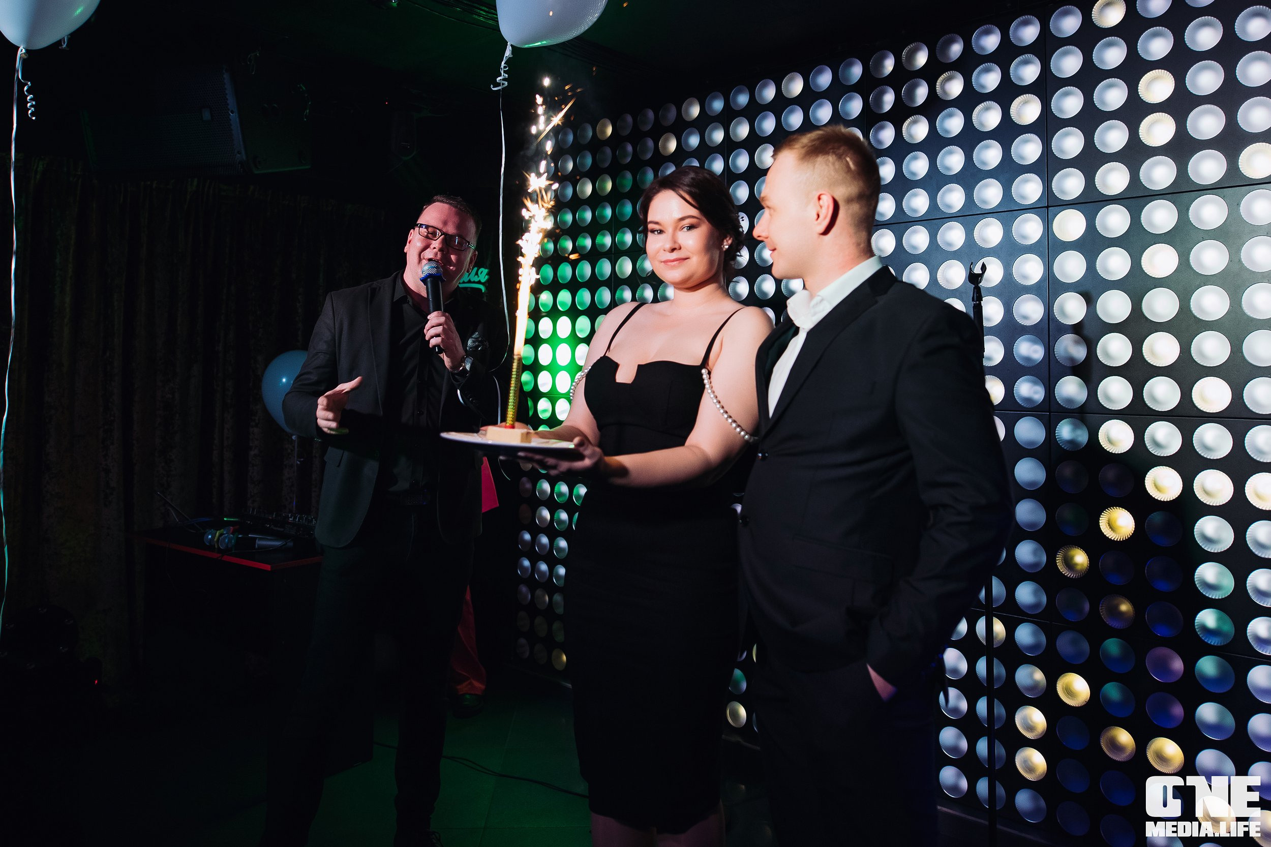 Фоторепортаж из караоке-клуба Эйфория. One Media Life: фоторепортажи, фотоотчеты с мероприятий и заведений