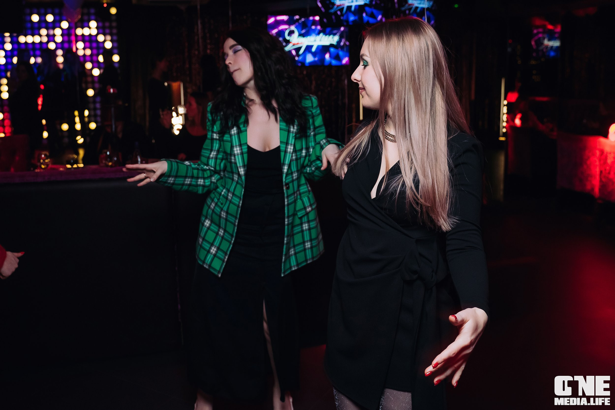 Фоторепортаж из караоке-клуба Эйфория. One Media Life: фоторепортажи, фотоотчеты с мероприятий и заведений