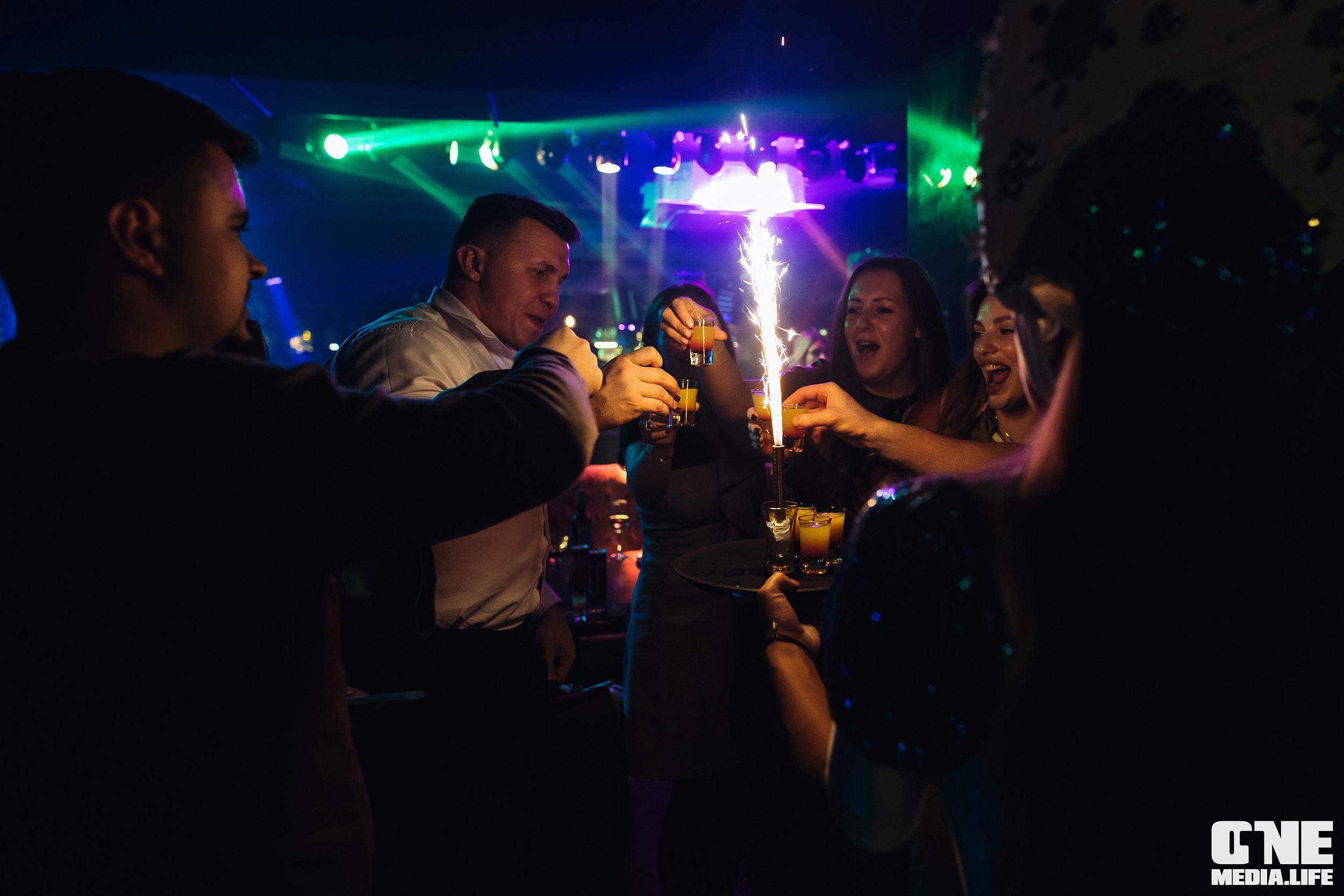 Фоторепортаж из караоке-клуба Эйфория. One Media Life: фоторепортажи, фотоотчеты с мероприятий и заведений